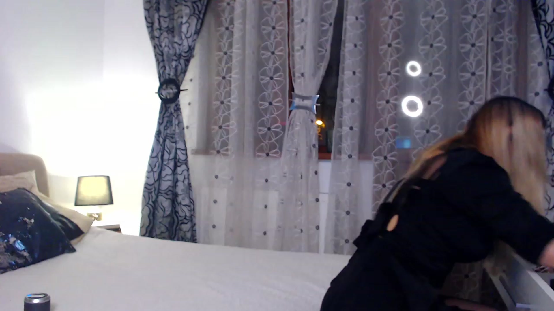 Gallery image thumbnail from Serotonyne_'s myfreecams stream on, 12/30/2023, 18:54 image 2 of 20