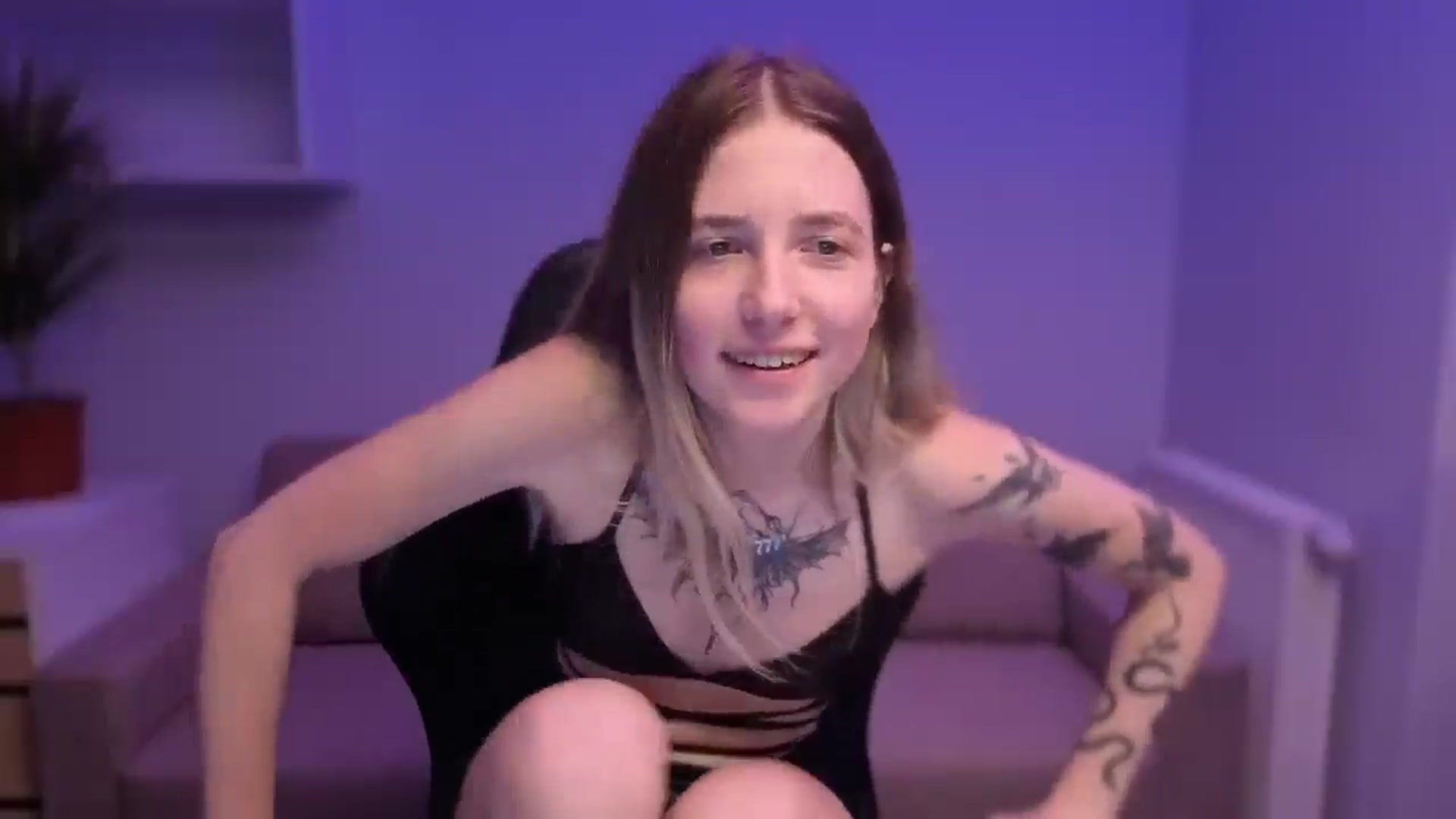 Gallery image thumbnail from Serphelia's myfreecams stream on, 10/06/2025, 21:45 image 18 of 20