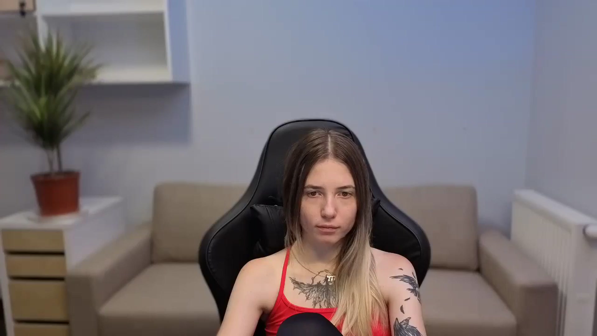Gallery image thumbnail from Serphelia's myfreecams stream on, 10/12/2025, 02:52 image 17 of 20