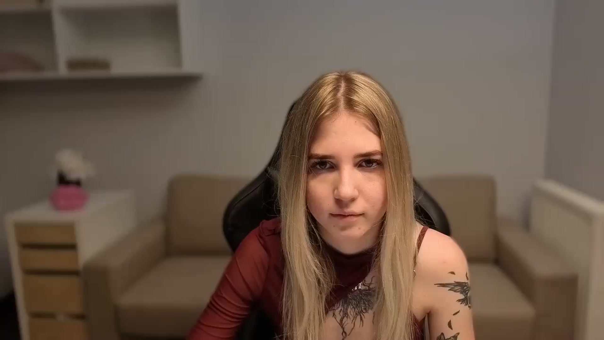 Gallery image thumbnail from Serphelia's myfreecams stream on, 10/28/2025, 07:18 image 1 of 20