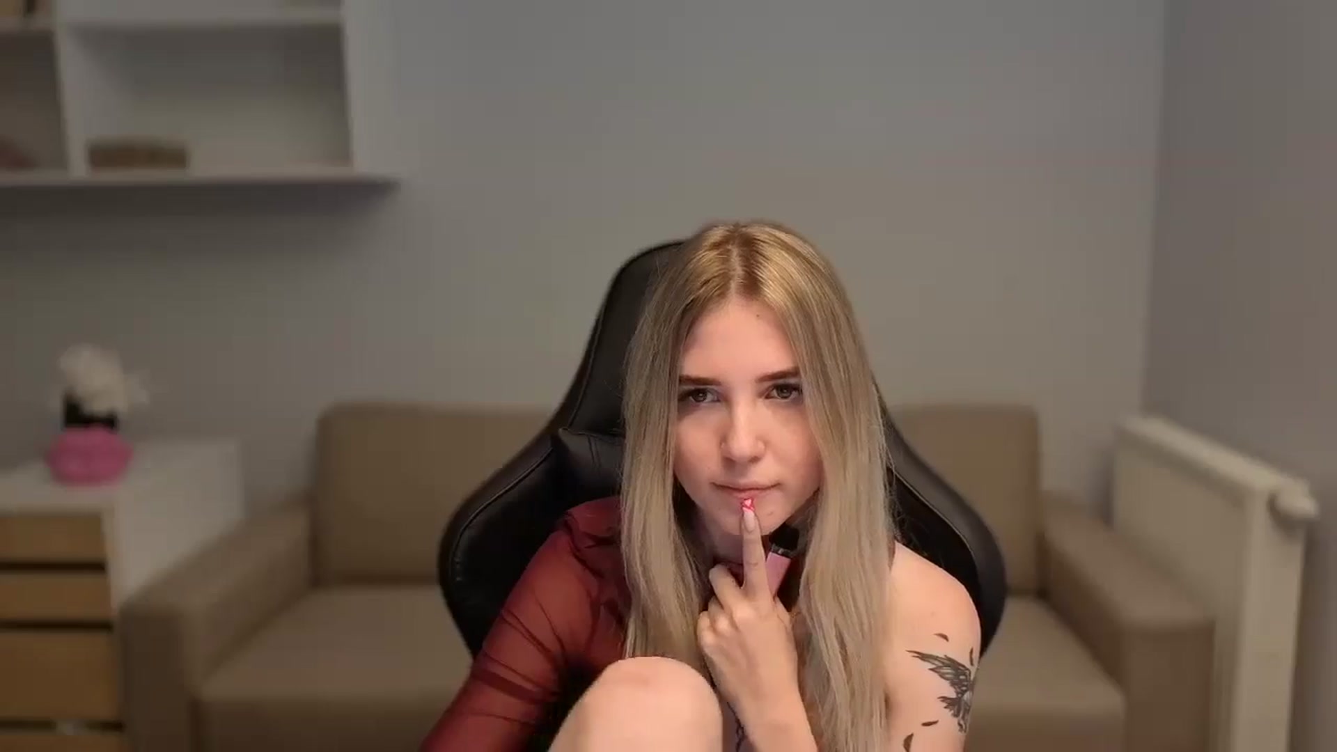 Gallery image thumbnail from Serphelia's myfreecams stream on, 10/28/2025, 08:03 image 10 of 20