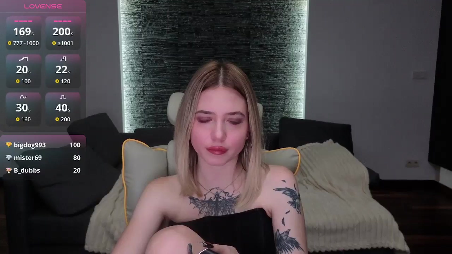 Gallery image thumbnail from Serphelia's myfreecams stream on, 12/13/2025, 16:20 image 9 of 20