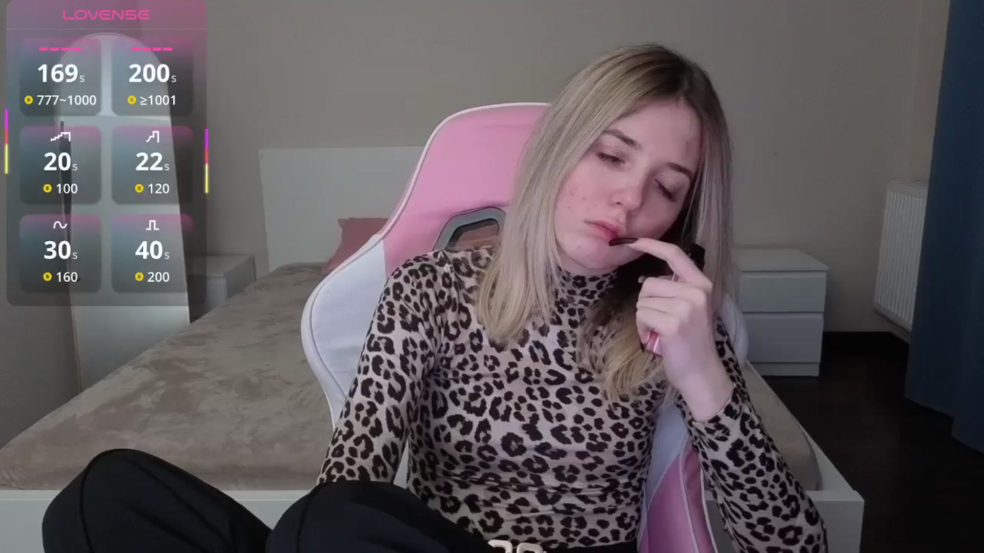 Gallery image thumbnail from Serphelia's myfreecams stream on, 02/24/2026, 24:44 image 19 of 20
