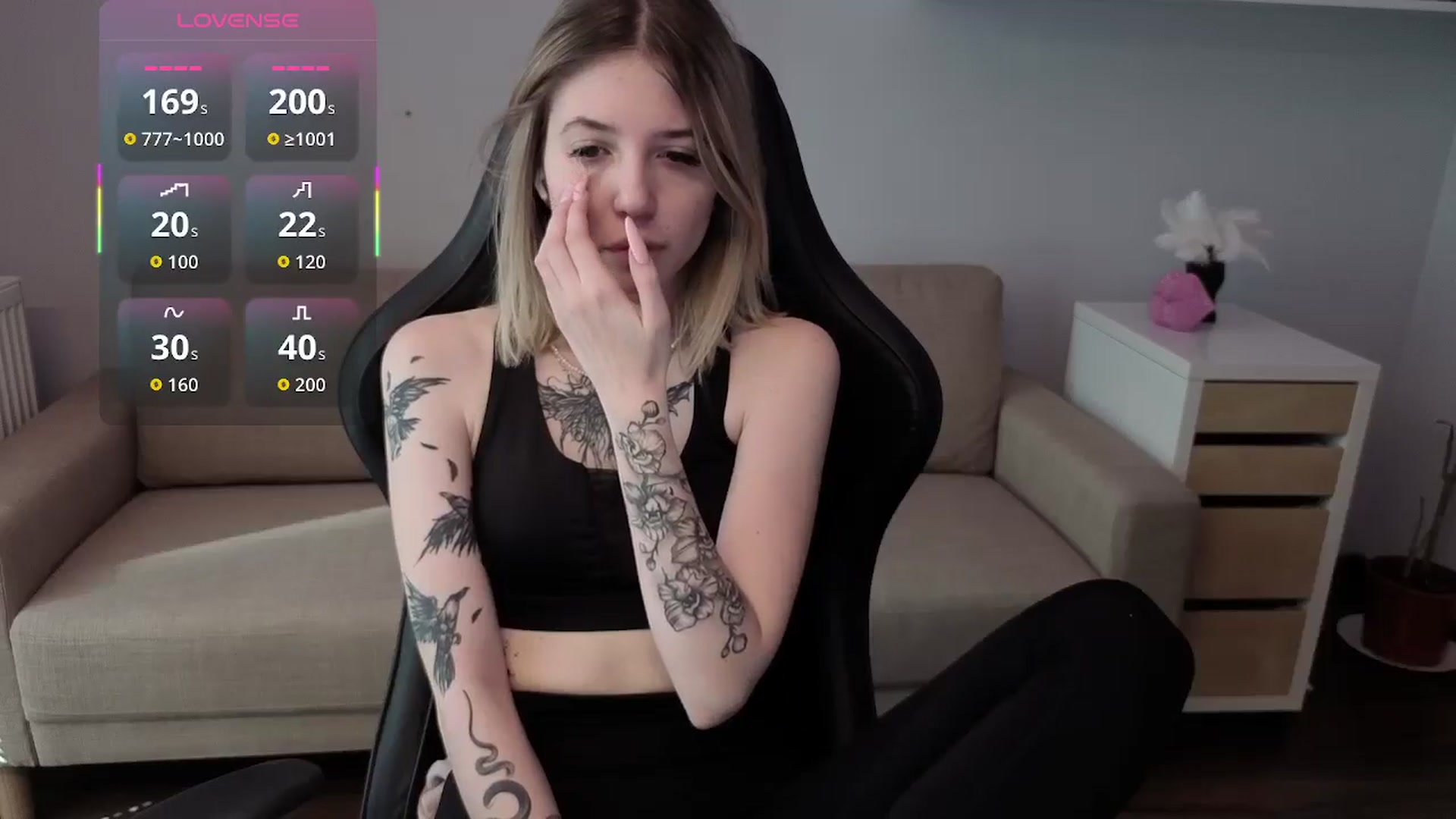 Gallery image thumbnail from Serphelia's myfreecams stream on, 04/07/2026, 13:00 image 18 of 20