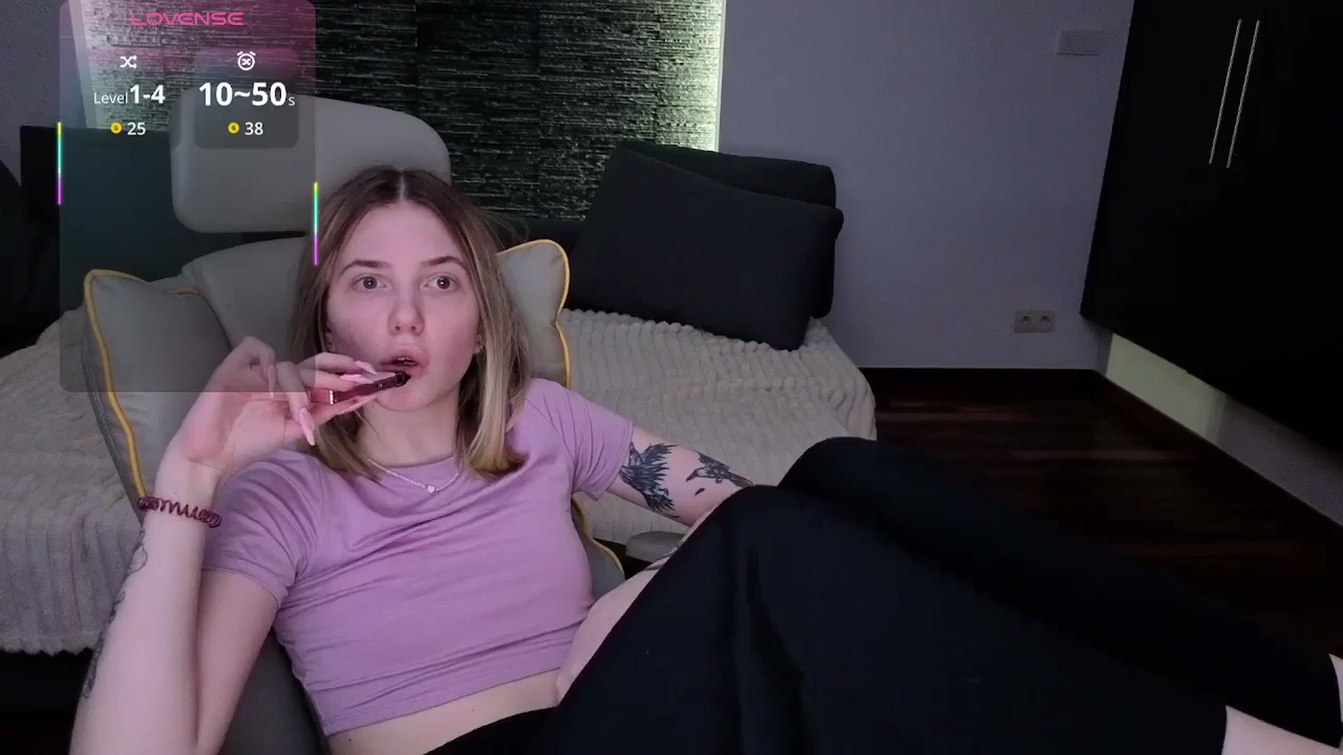Gallery image thumbnail from Serphelia's myfreecams stream on, 04/11/2026, 19:00 image 19 of 20
