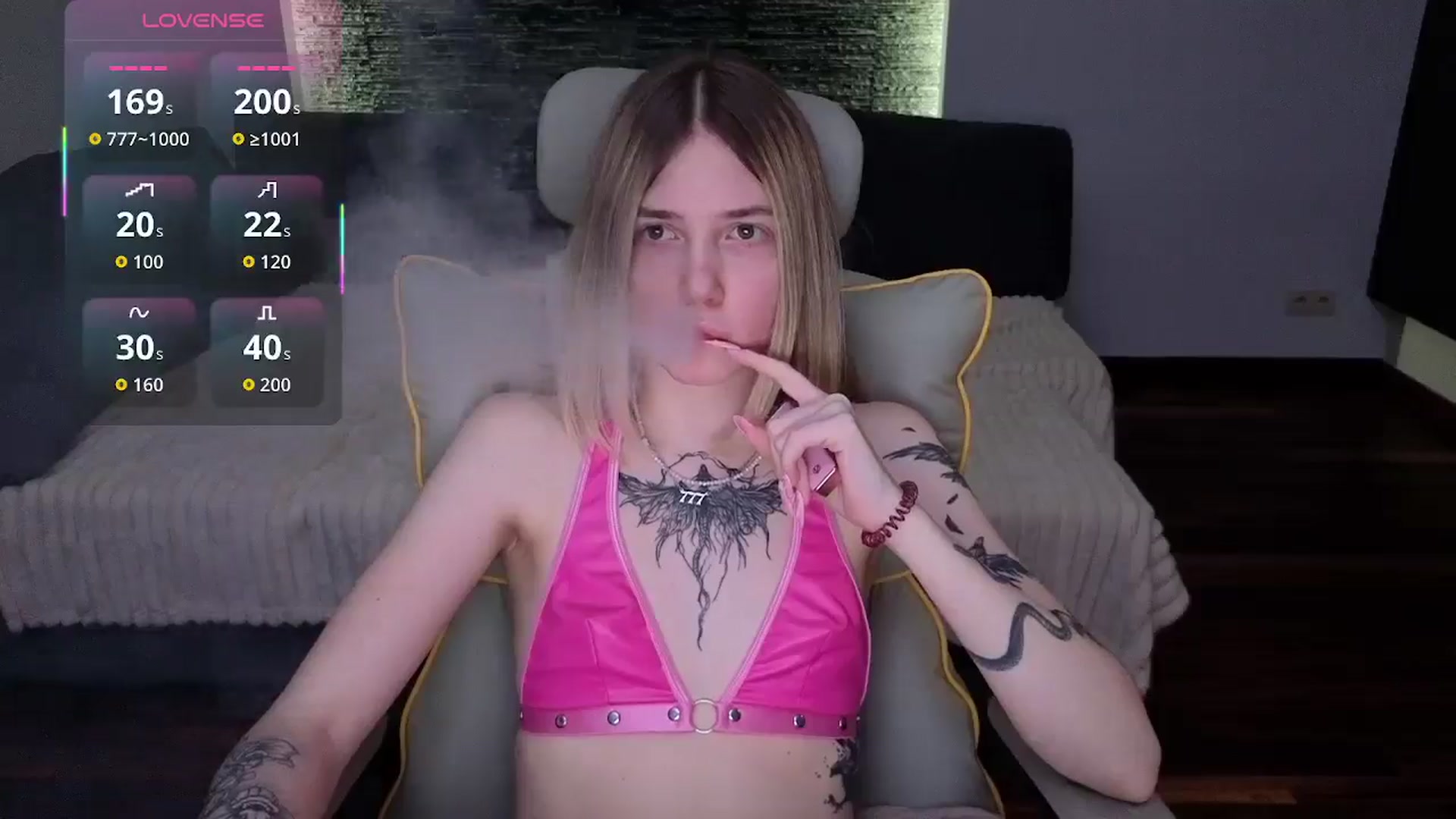 Gallery image thumbnail from Serphelia's myfreecams stream on, 04/12/2026, 20:43 image 19 of 20