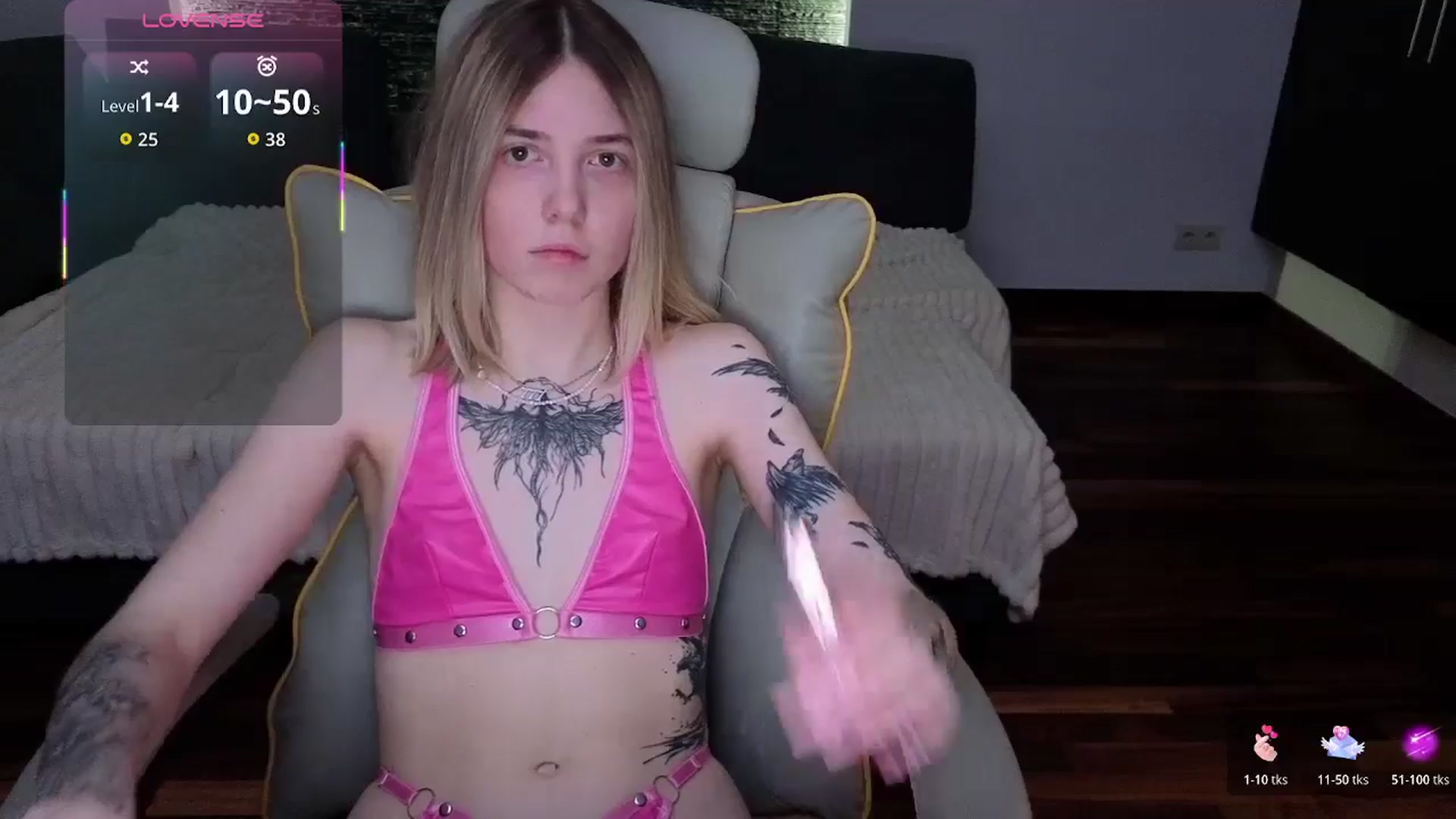 Gallery image thumbnail from Serphelia's myfreecams stream on, 04/12/2026, 20:43 image 7 of 20