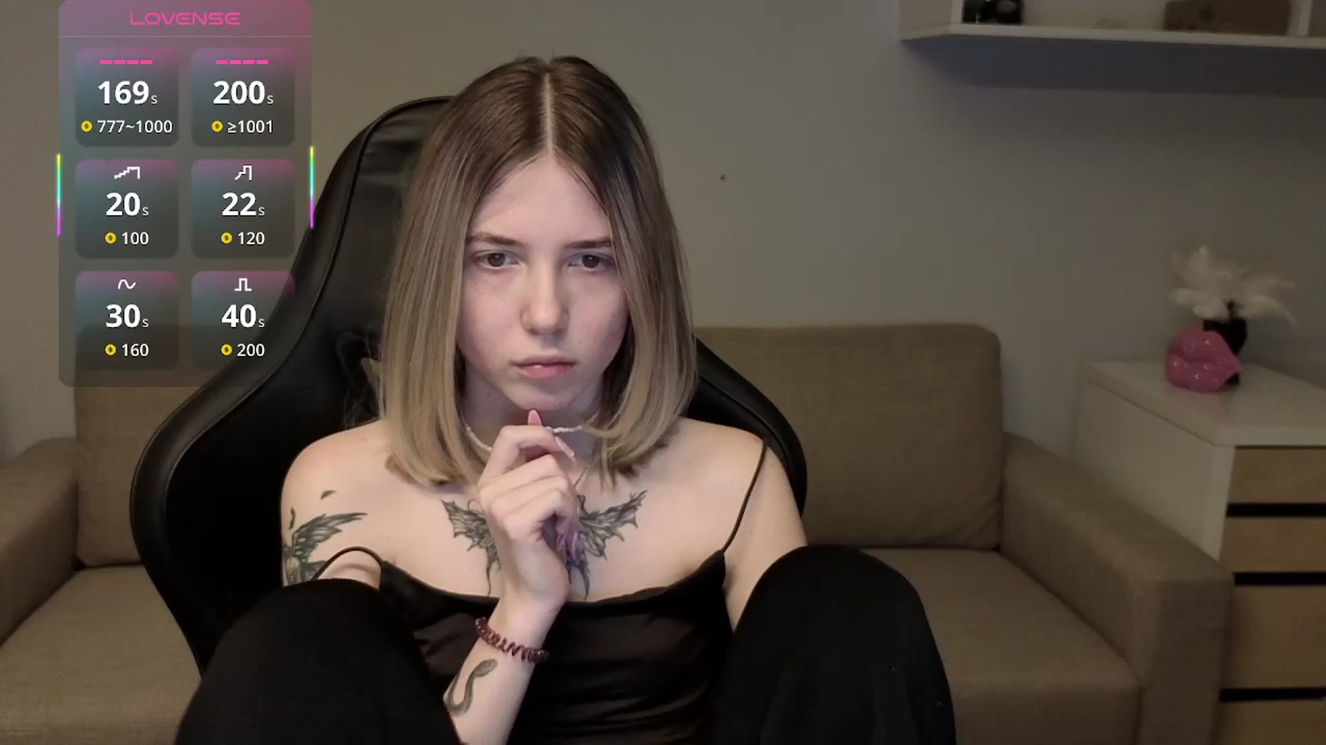 Gallery image thumbnail from Serphelia's myfreecams stream on, 04/13/2026, 18:28 image 14 of 20