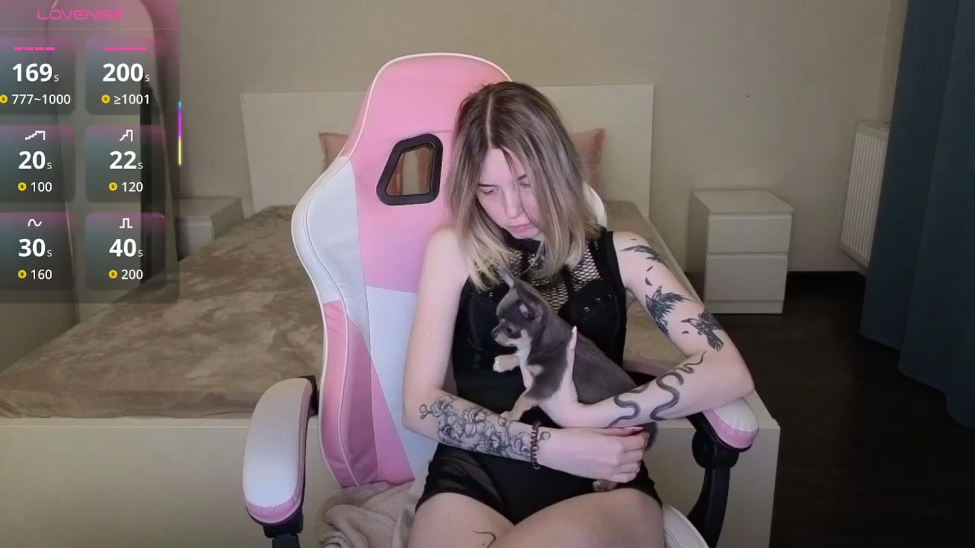 Gallery image thumbnail from Serphelia's myfreecams stream on, 04/15/2026, 21:11 image 10 of 20