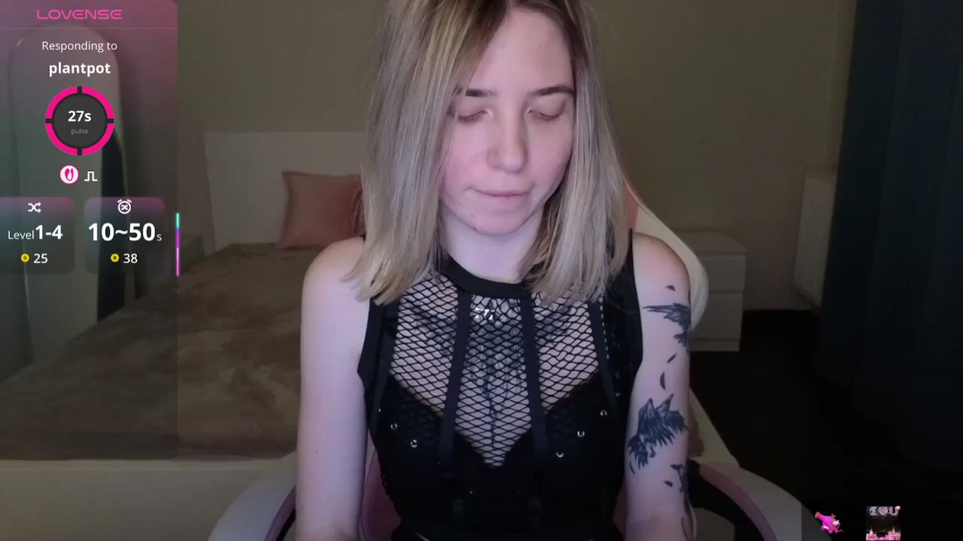 Gallery image thumbnail from Serphelia's myfreecams stream on, 04/15/2026, 21:11 image 8 of 20
