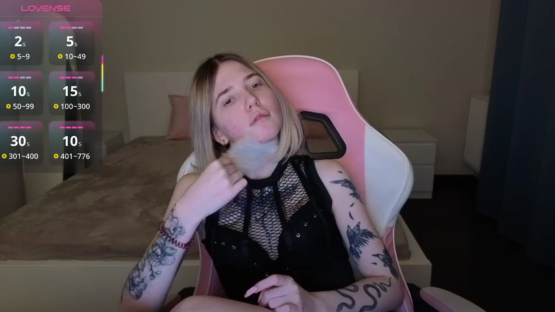 Gallery image thumbnail from Serphelia's myfreecams stream on, 04/15/2026, 21:11 image 5 of 20