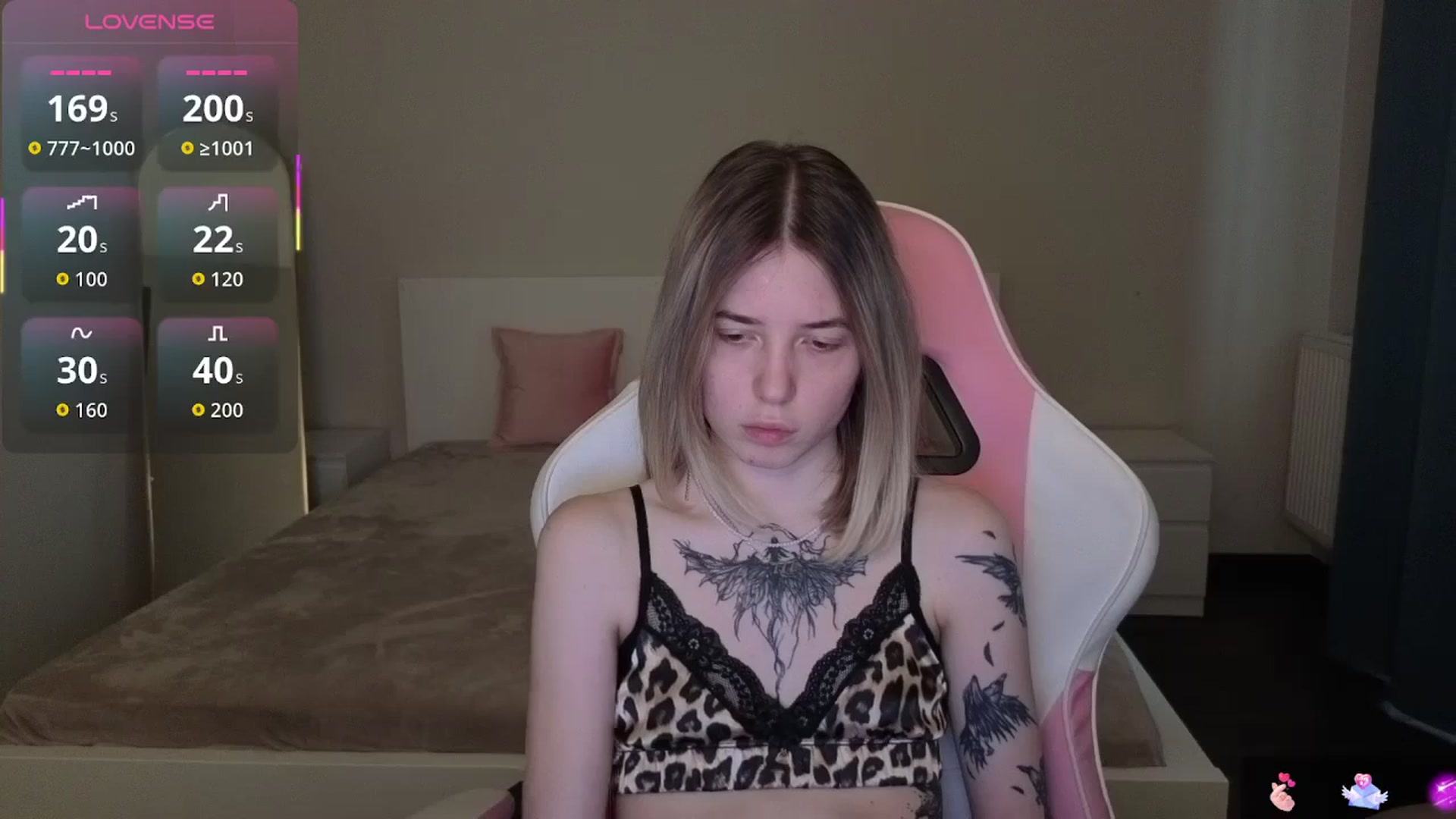 Gallery image thumbnail from Serphelia's myfreecams stream on, 04/19/2026, 15:24 image 7 of 20