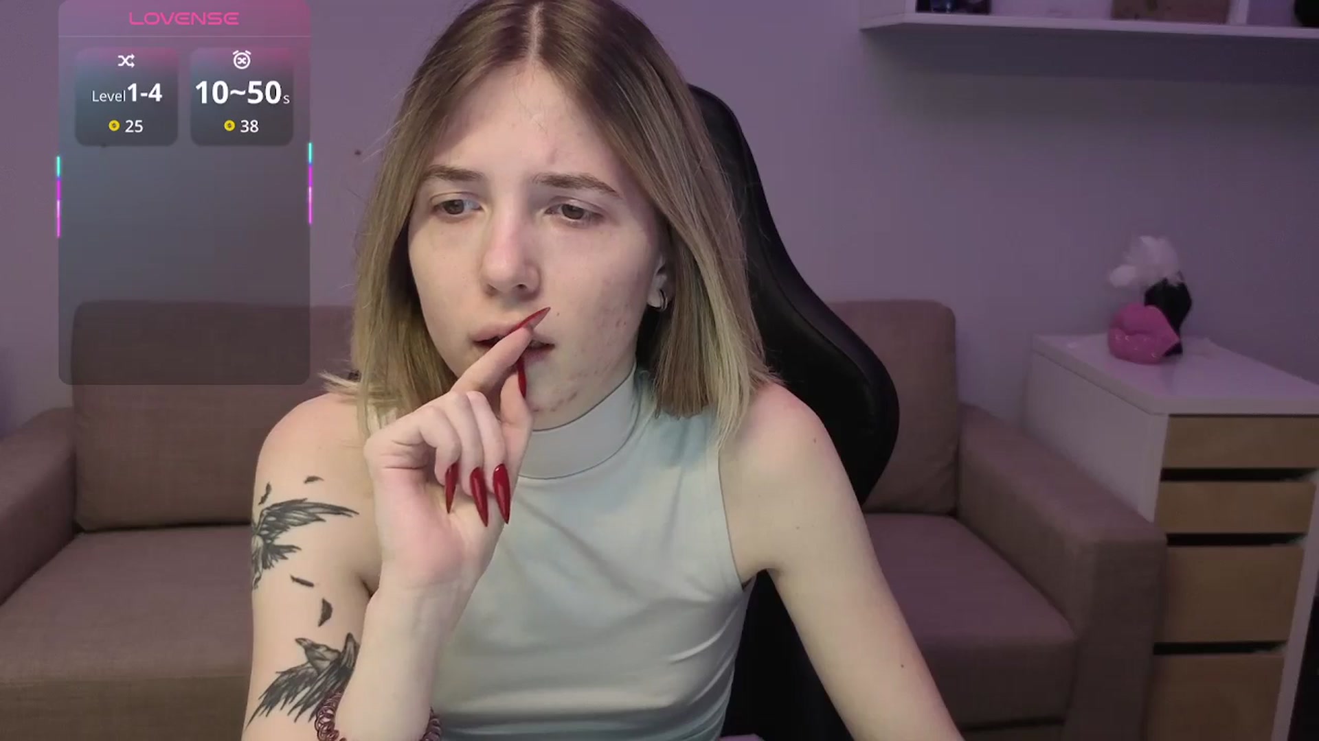 Gallery image thumbnail from Serphelia's myfreecams stream on, 04/20/2026, 15:36 image 15 of 20