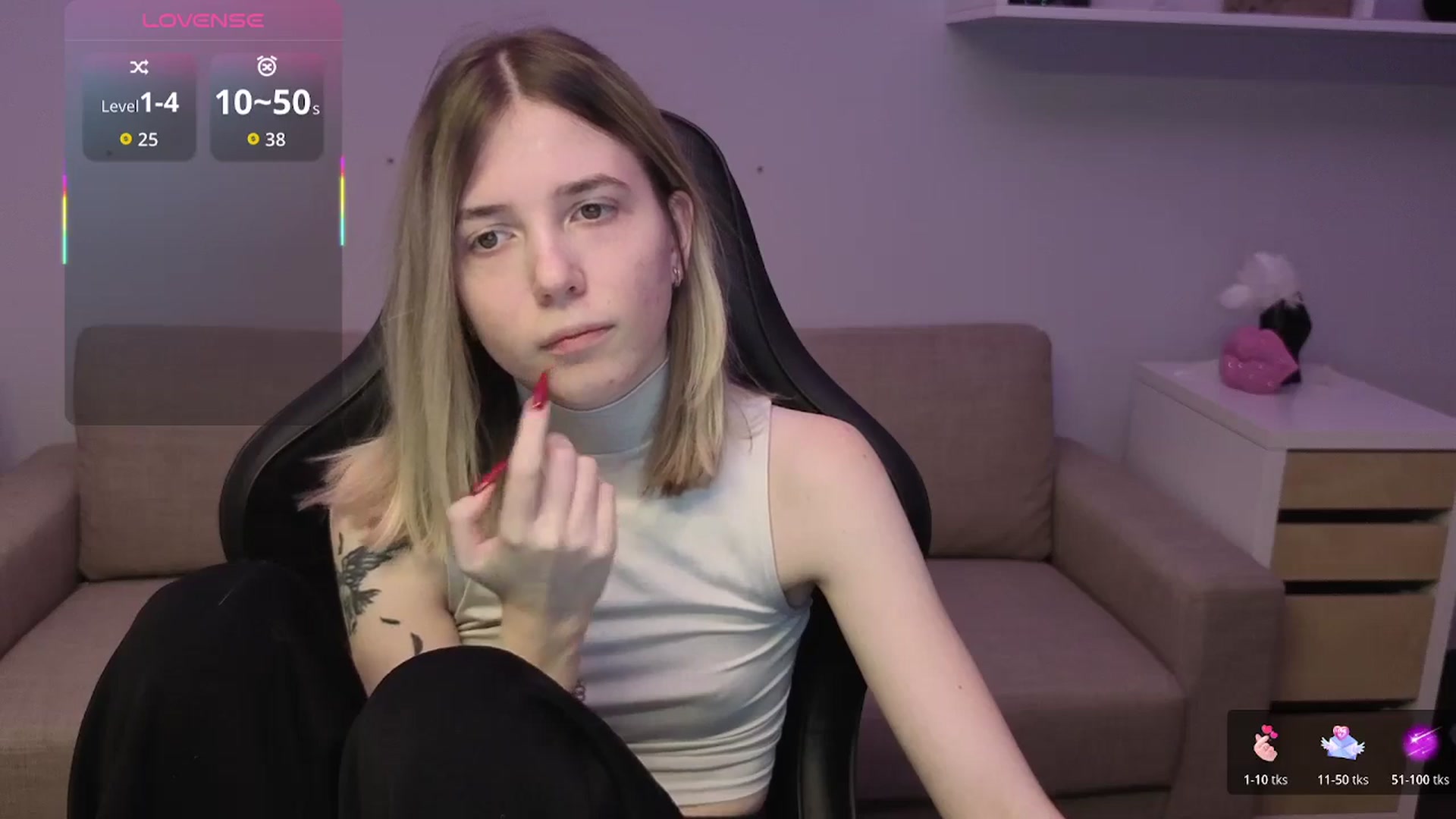 Gallery image thumbnail from Serphelia's myfreecams stream on, 04/20/2026, 16:58 image 11 of 20