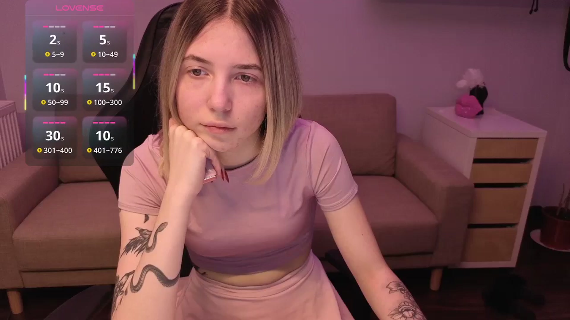 Gallery image thumbnail from Serphelia's myfreecams stream on, 04/21/2026, 17:38 image 6 of 20