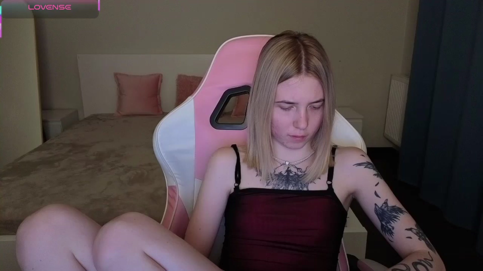 Gallery image thumbnail from Serphelia's myfreecams stream on, 04/23/2026, 21:29 image 16 of 20