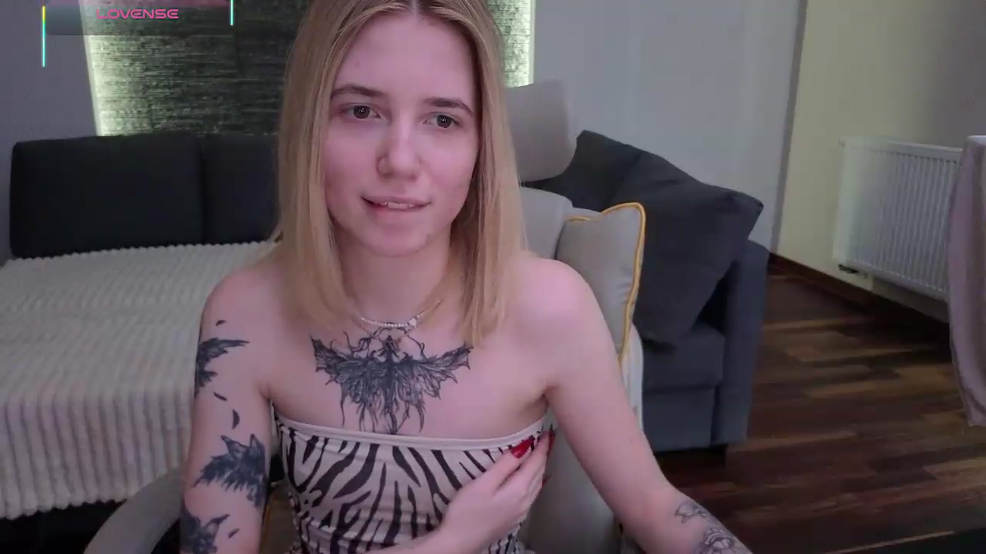 Gallery image thumbnail from Serphelia's myfreecams stream on, 04/25/2026, 16:56 image 6 of 20