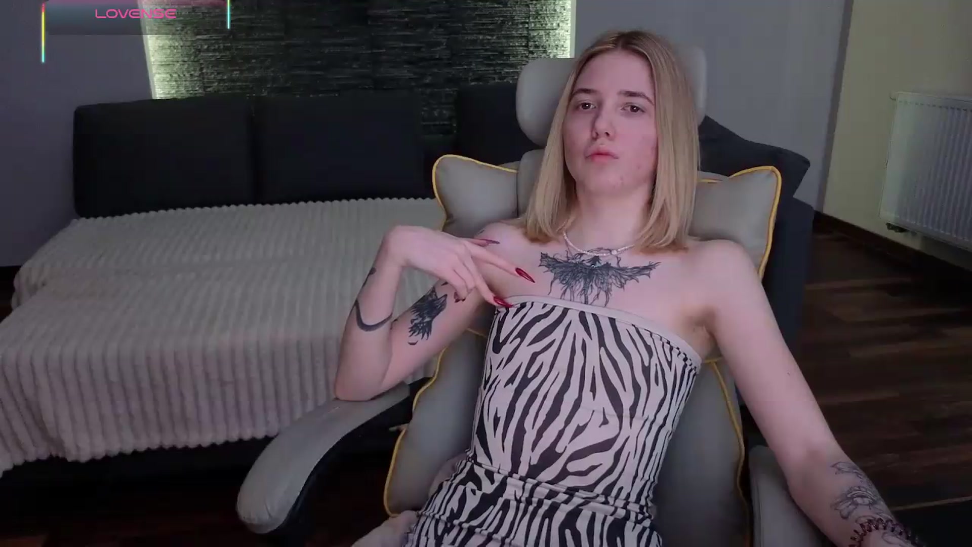 Gallery image thumbnail from Serphelia's myfreecams stream on, 04/25/2026, 16:56 image 20 of 20