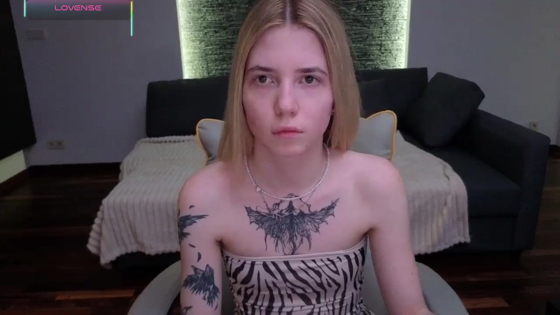 Gallery image thumbnail from Serphelia's myfreecams stream on, 04/25/2026, 18:39 image 20 of 20