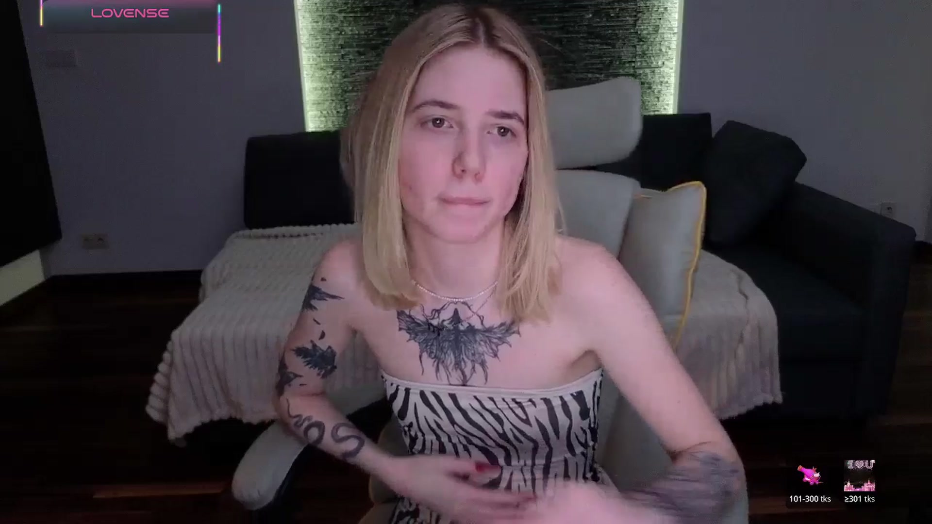 Gallery image thumbnail from Serphelia's myfreecams stream on, 04/25/2026, 18:39 image 18 of 20