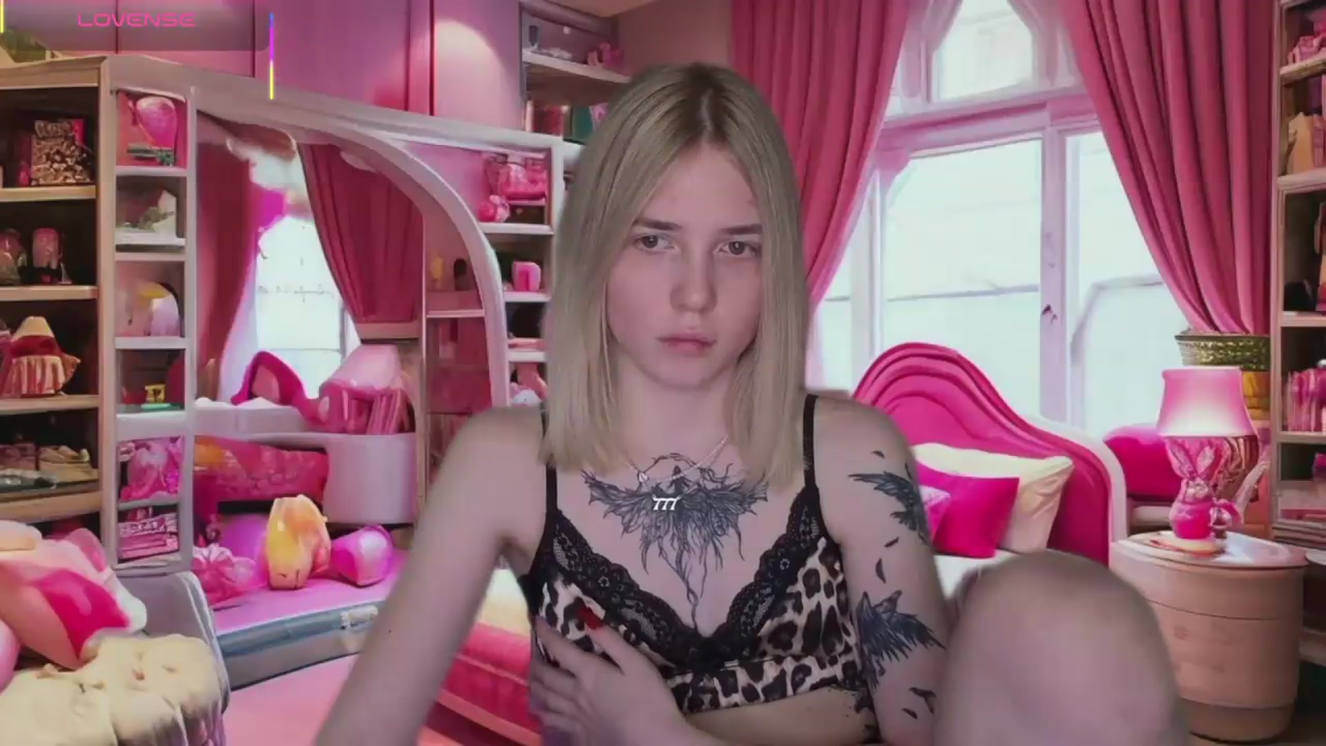 Gallery image thumbnail from Serphelia's myfreecams stream on, 04/29/2026, 02:02 image 2 of 20