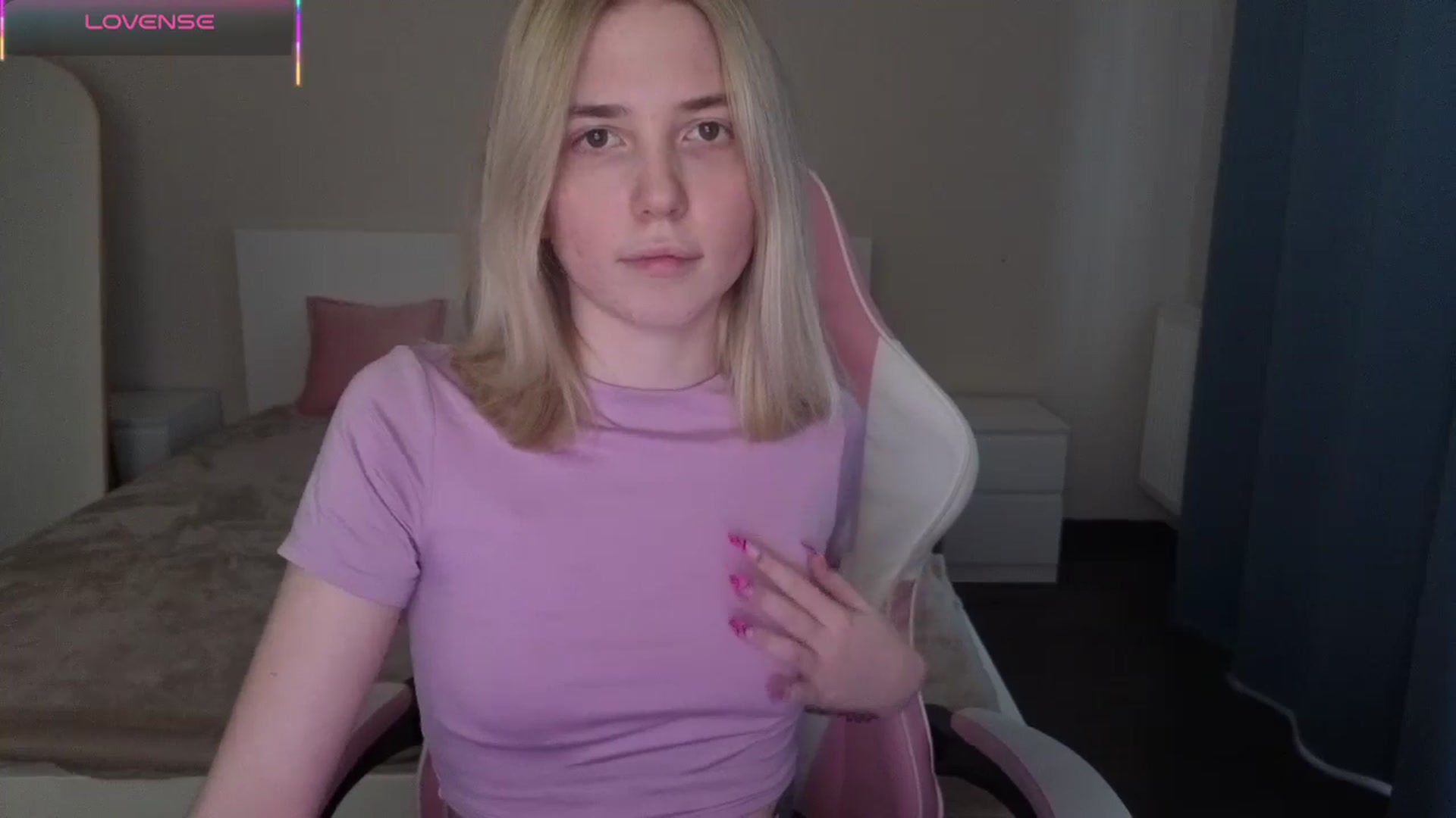 Gallery image thumbnail from Serphelia's myfreecams stream on, 05/02/2026, 17:28 image 12 of 20