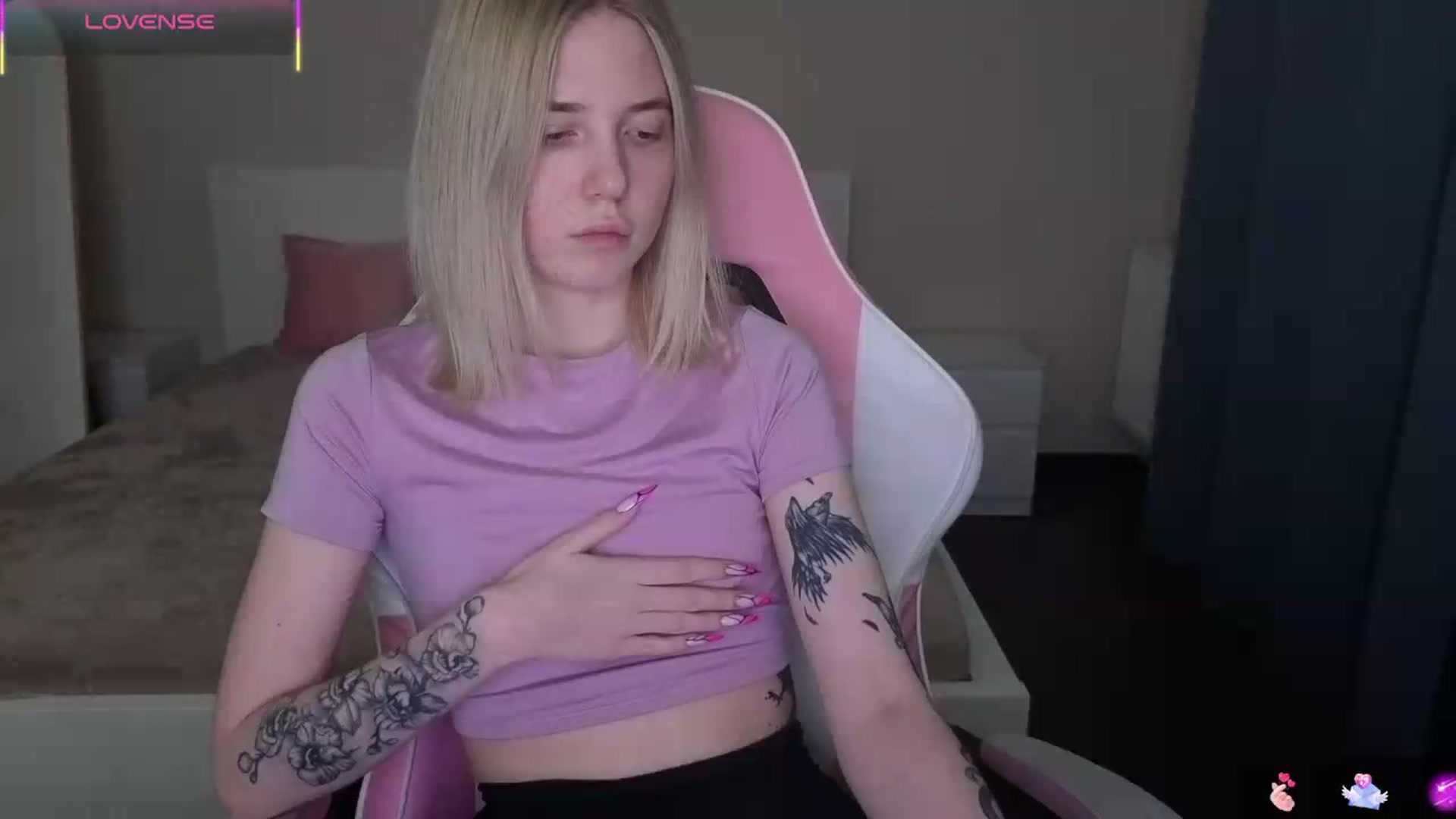 Gallery image thumbnail from Serphelia's myfreecams stream on, 05/02/2026, 19:47 image 17 of 20