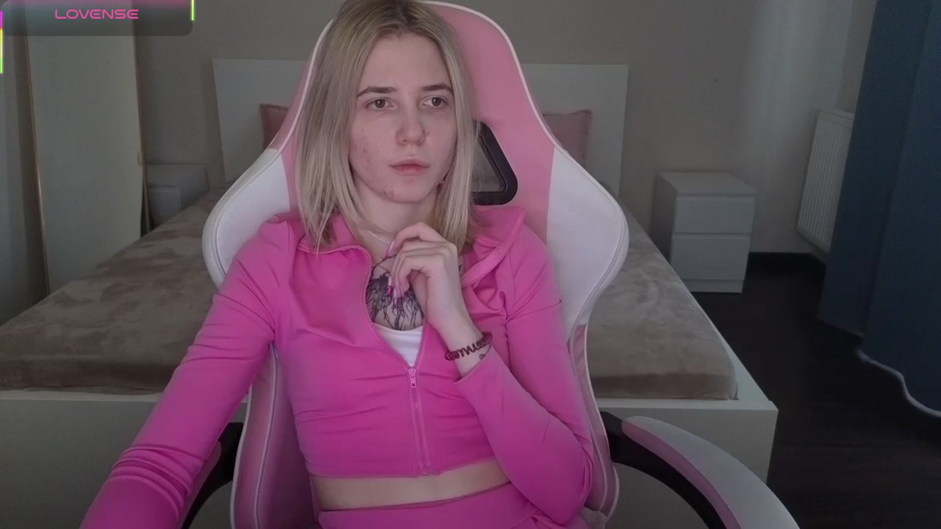 Gallery image thumbnail from Serphelia's myfreecams stream on, 05/03/2026, 16:59 image 6 of 20