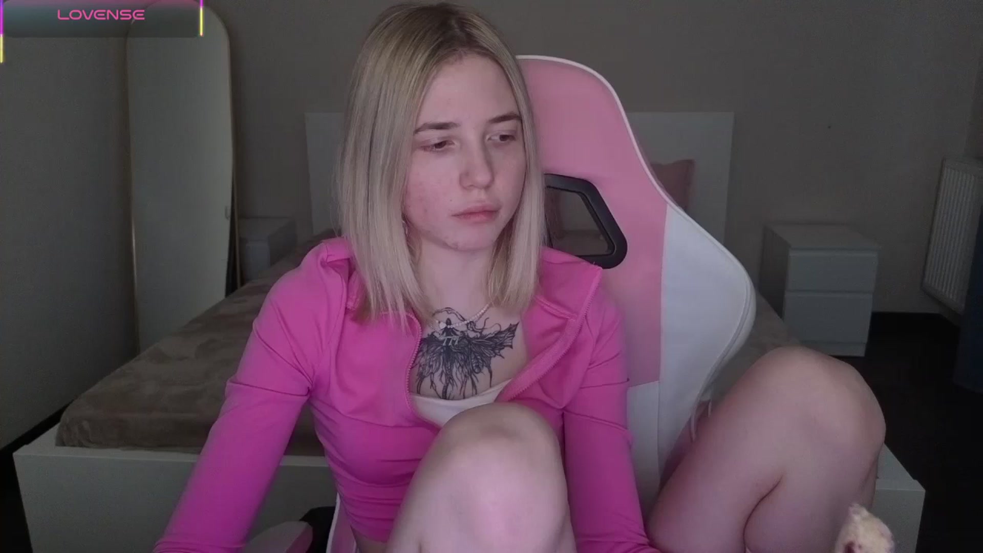 Gallery image thumbnail from Serphelia's myfreecams stream on, 05/03/2026, 19:59 image 5 of 20