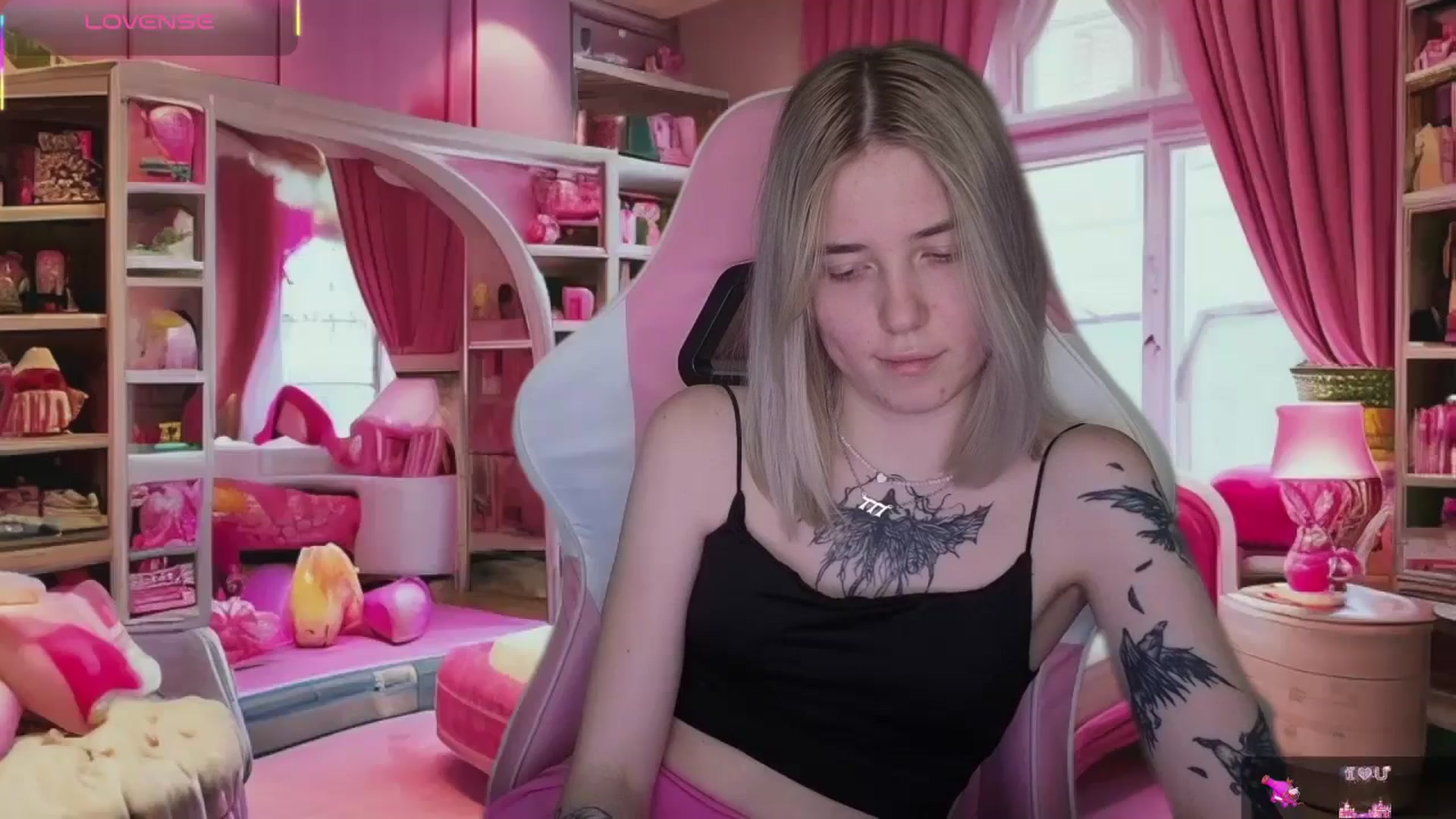 Gallery image thumbnail from Serphelia's myfreecams stream on, 05/05/2026, 22:20 image 8 of 20