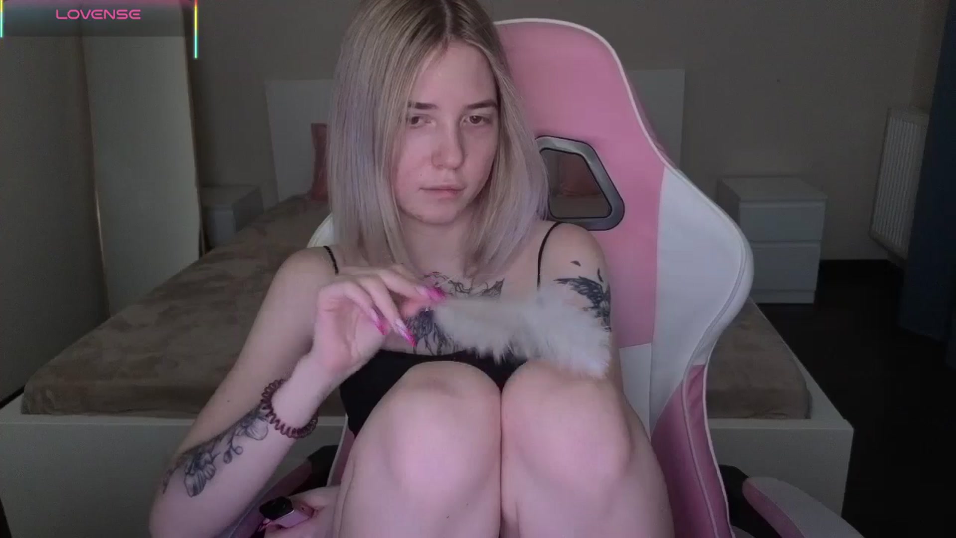Gallery image thumbnail from Serphelia's myfreecams stream on, 05/05/2026, 22:20 image 2 of 20