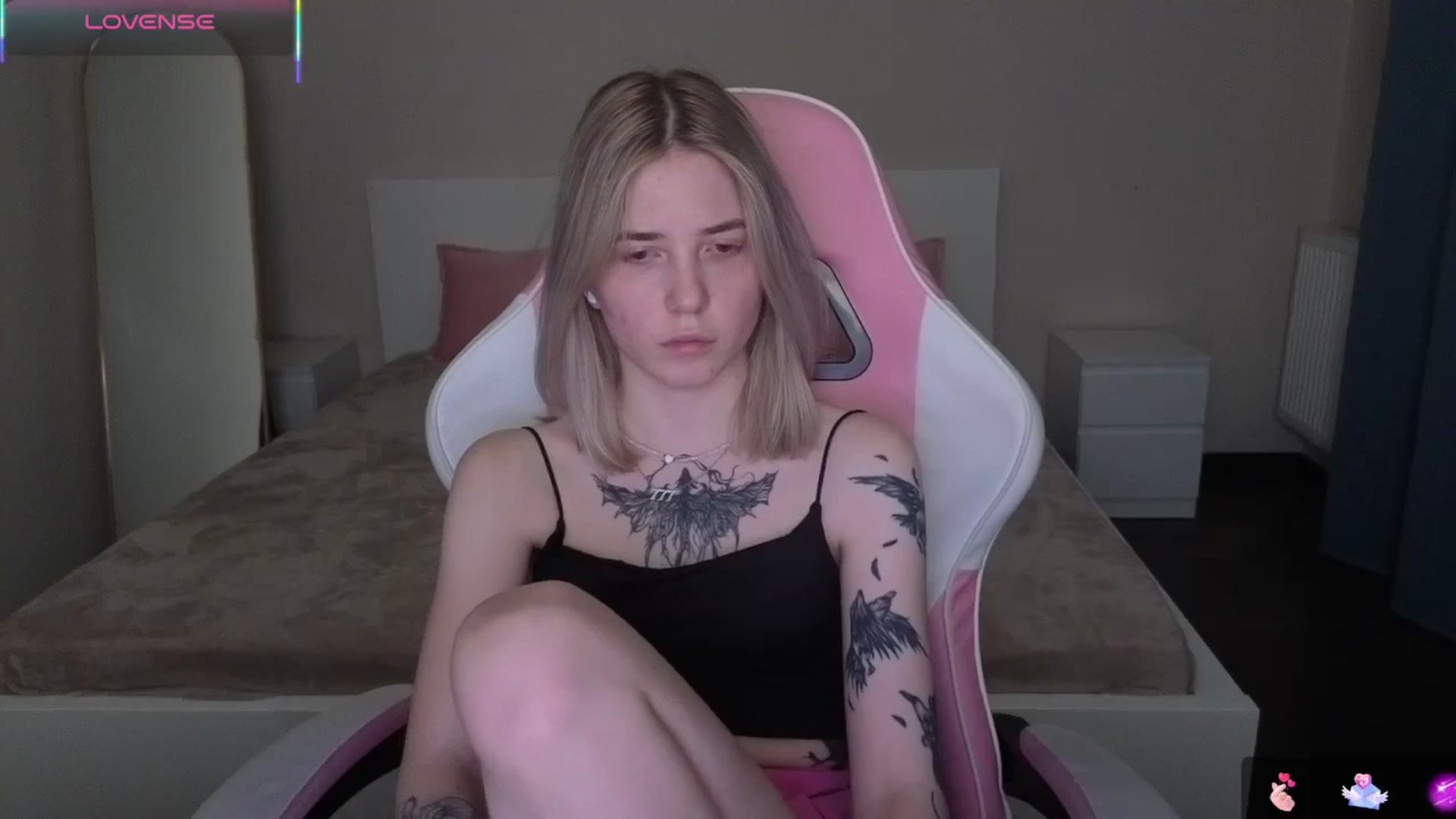 Gallery image thumbnail from Serphelia's myfreecams stream on, 05/05/2026, 22:20 image 5 of 20
