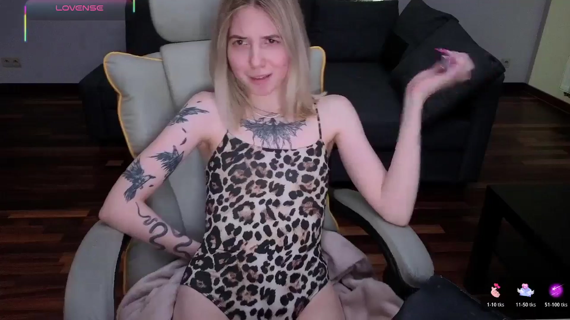 Gallery image thumbnail from Serphelia's myfreecams stream on, 05/09/2026, 20:21 image 17 of 20