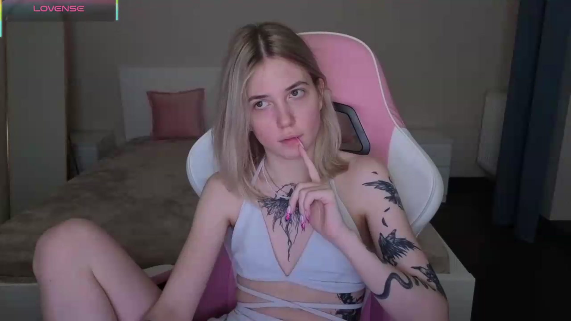 Gallery image thumbnail from Serphelia's myfreecams stream on, 05/12/2026, 22:44 image 20 of 20