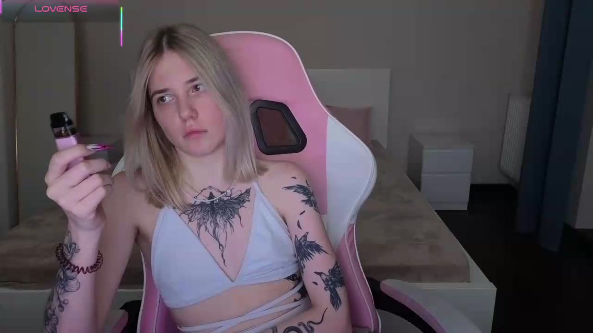 Gallery image thumbnail from Serphelia's myfreecams stream on, 05/12/2026, 22:44 image 11 of 20