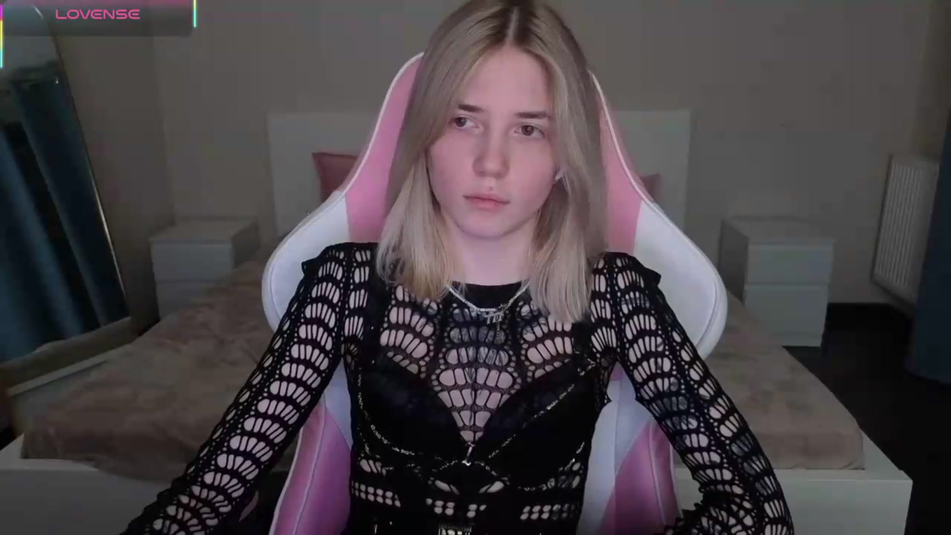 Gallery image thumbnail from Serphelia's myfreecams stream on, 05/14/2026, 21:32 image 17 of 20