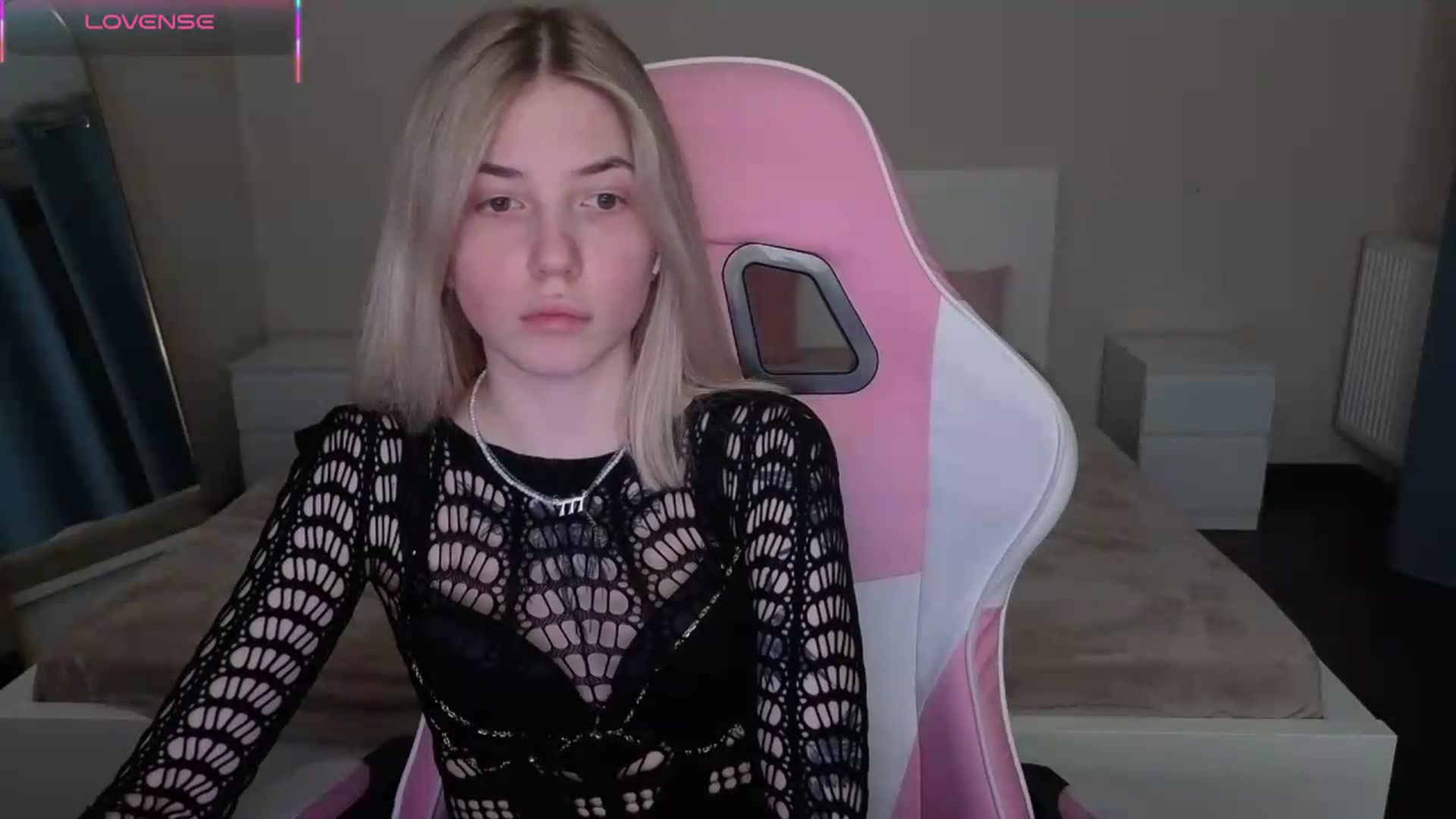 Gallery image thumbnail from Serphelia's myfreecams stream on, 05/14/2026, 21:32 image 18 of 20