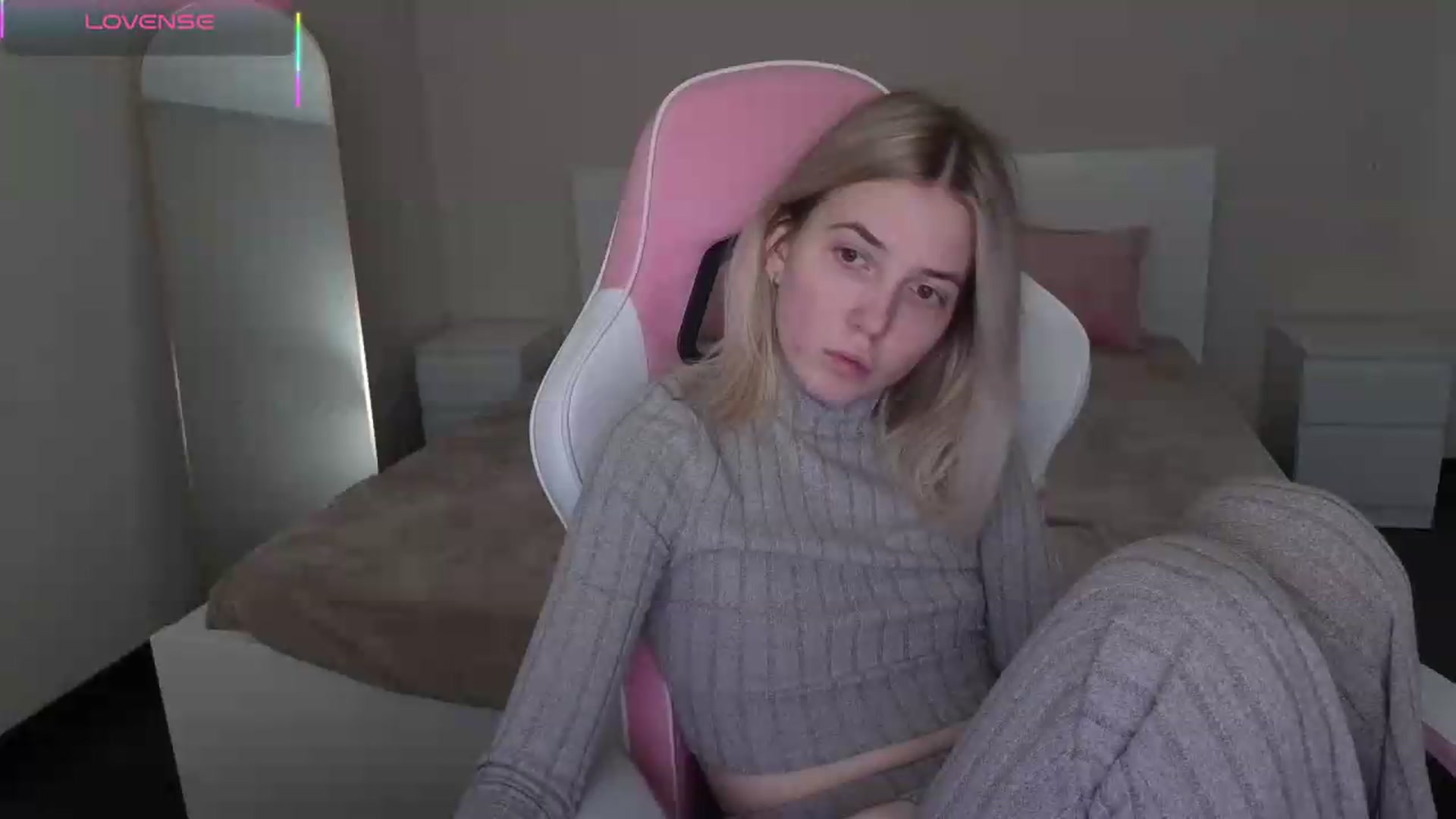 Gallery image thumbnail from Serphelia's myfreecams stream on, 05/18/2026, 17:12 image 8 of 20