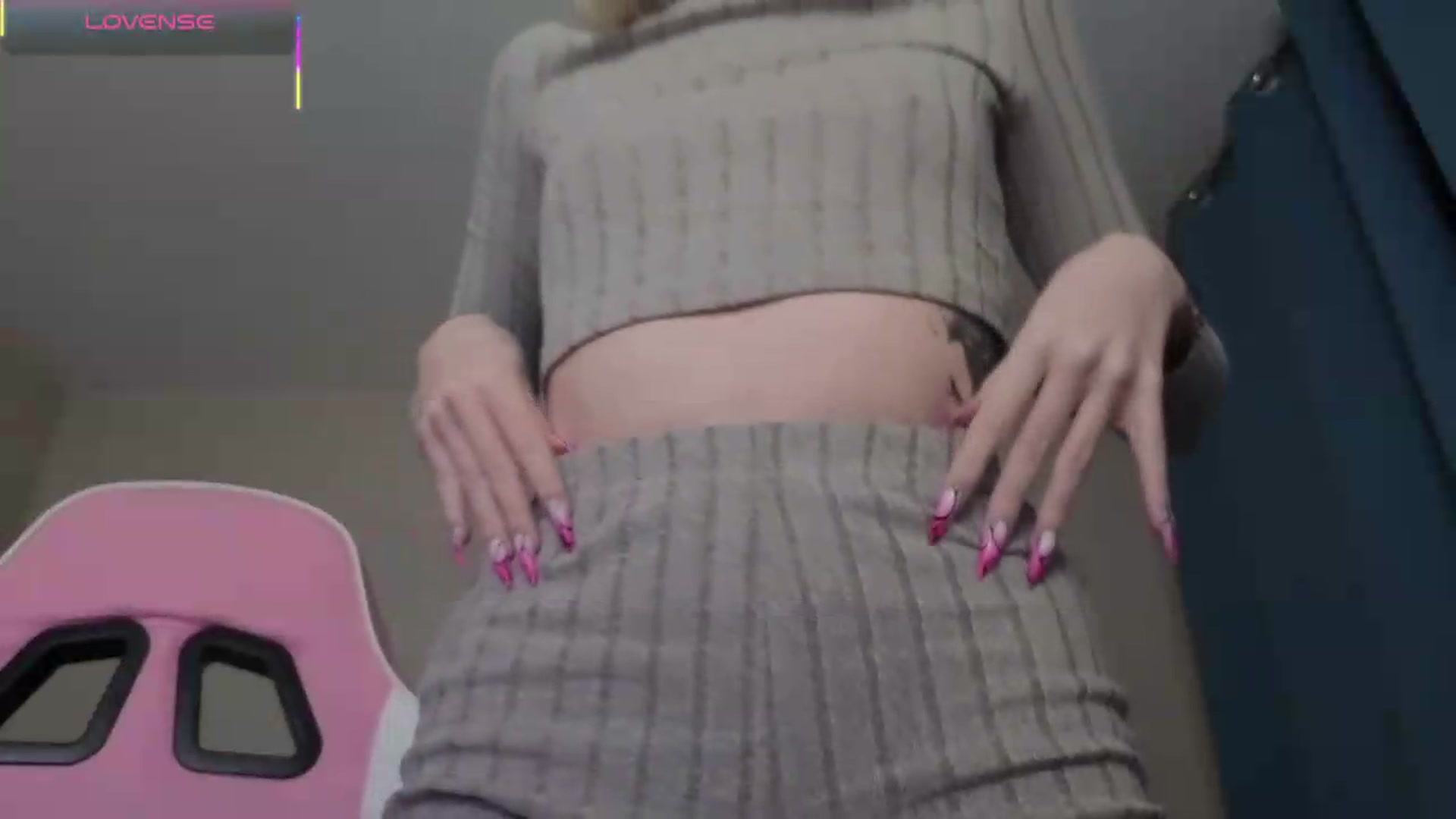 Gallery image thumbnail from Serphelia's myfreecams stream on, 05/18/2026, 21:13 image 17 of 20