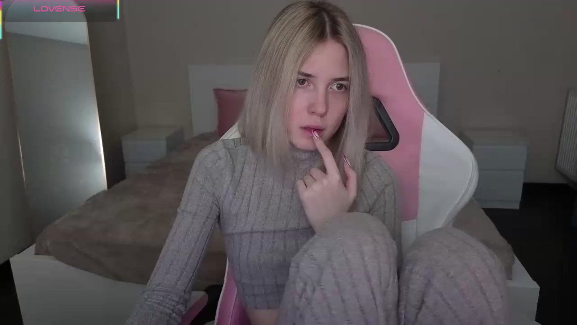 Gallery image thumbnail from Serphelia's myfreecams stream on, 05/18/2026, 21:13 image 20 of 20