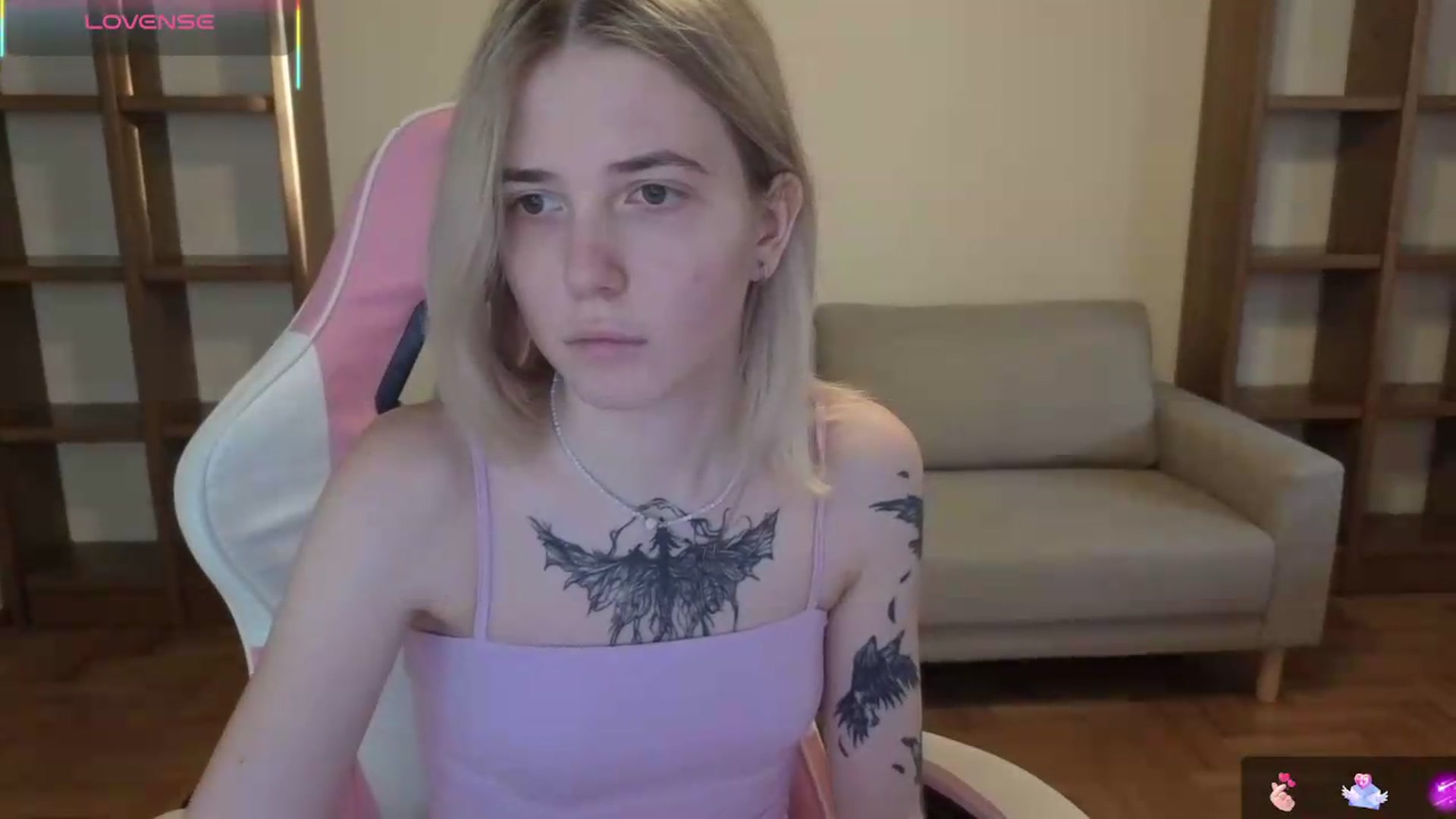 Gallery image thumbnail from Serphelia's myfreecams stream on, 05/19/2026, 18:44 image 3 of 20