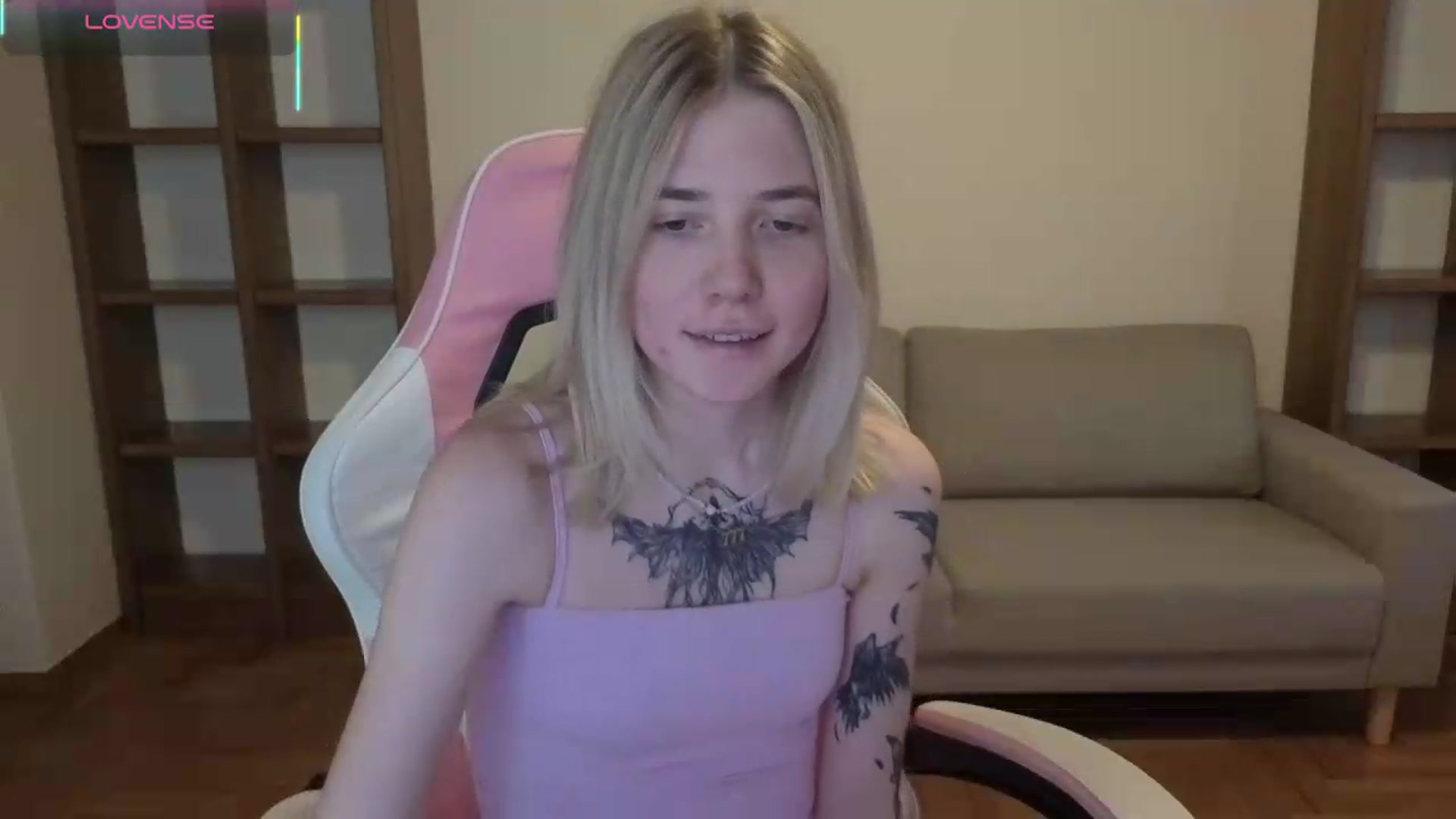 Gallery image thumbnail from Serphelia's myfreecams stream on, 05/19/2026, 18:44 image 12 of 20