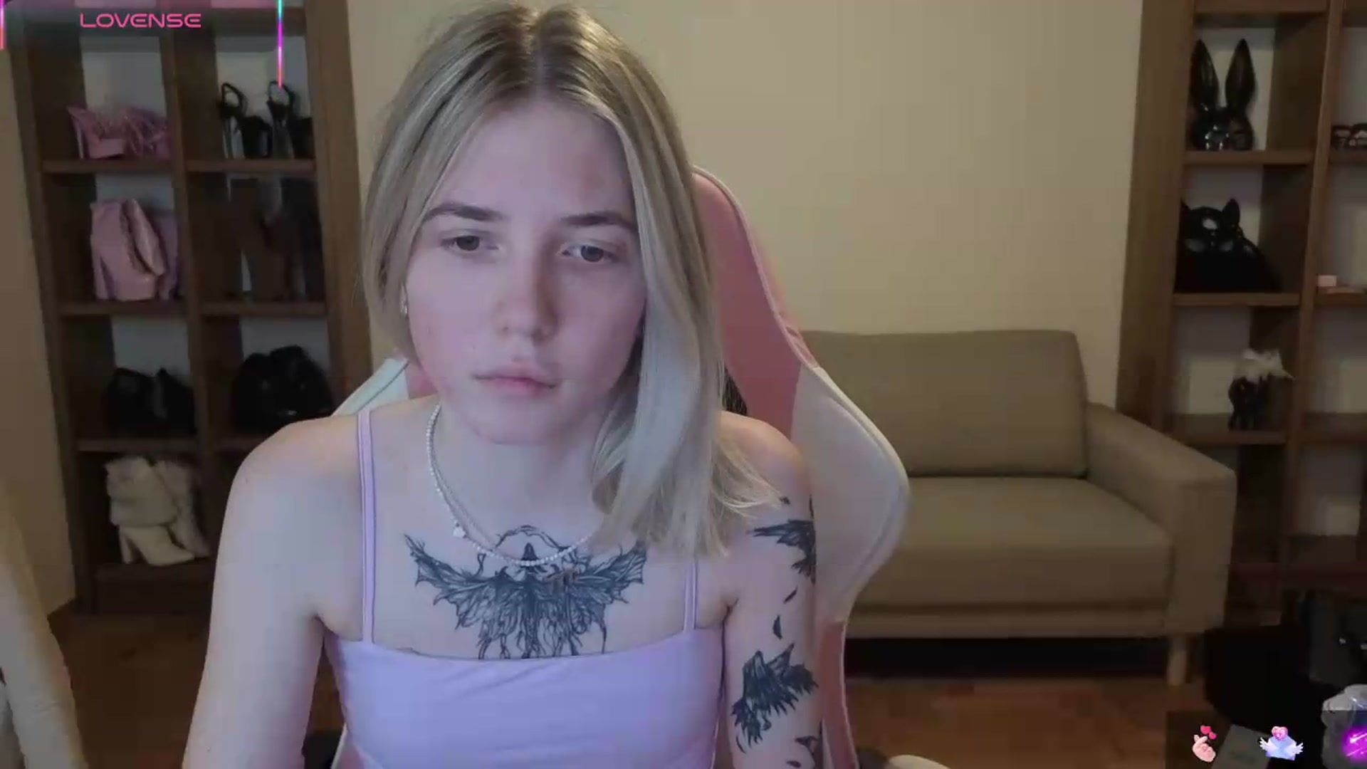 Gallery image thumbnail from Serphelia's myfreecams stream on, 05/19/2026, 22:33 image 18 of 20