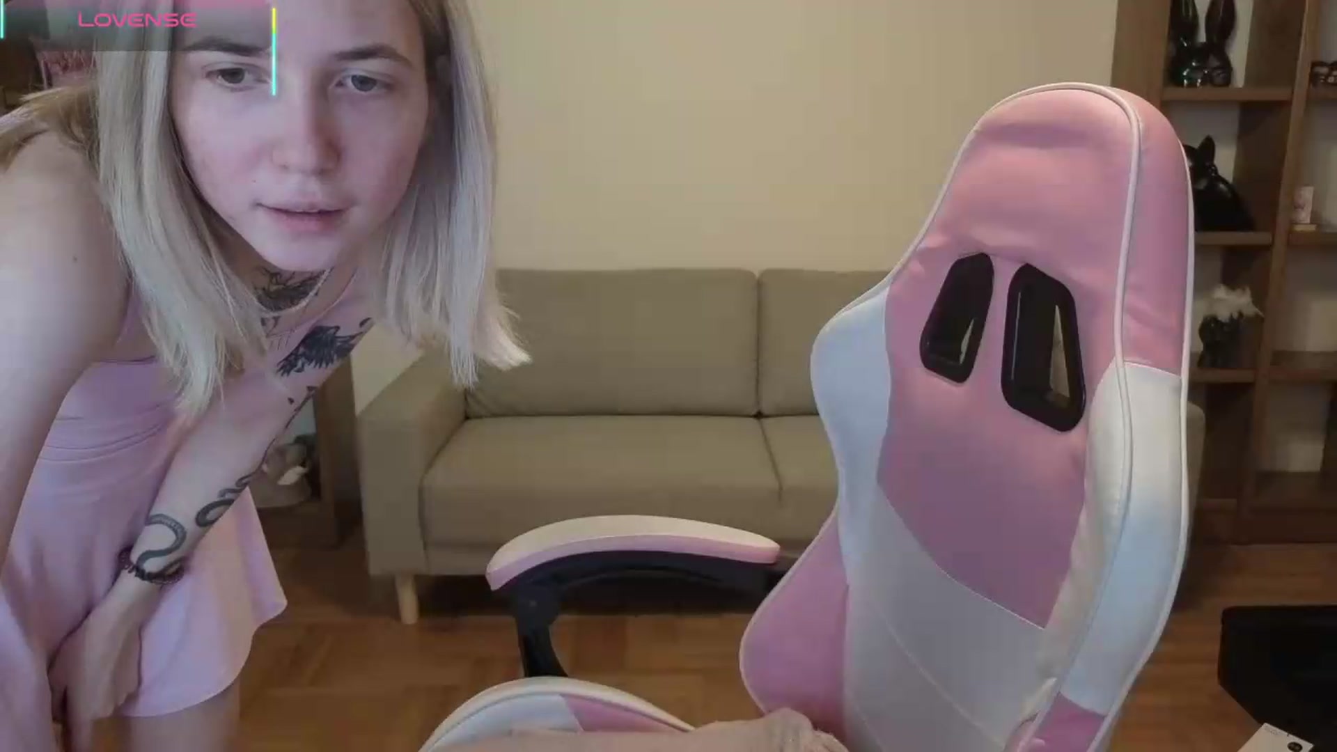 Gallery image thumbnail from Serphelia's myfreecams stream on, 05/19/2026, 22:33 image 2 of 20