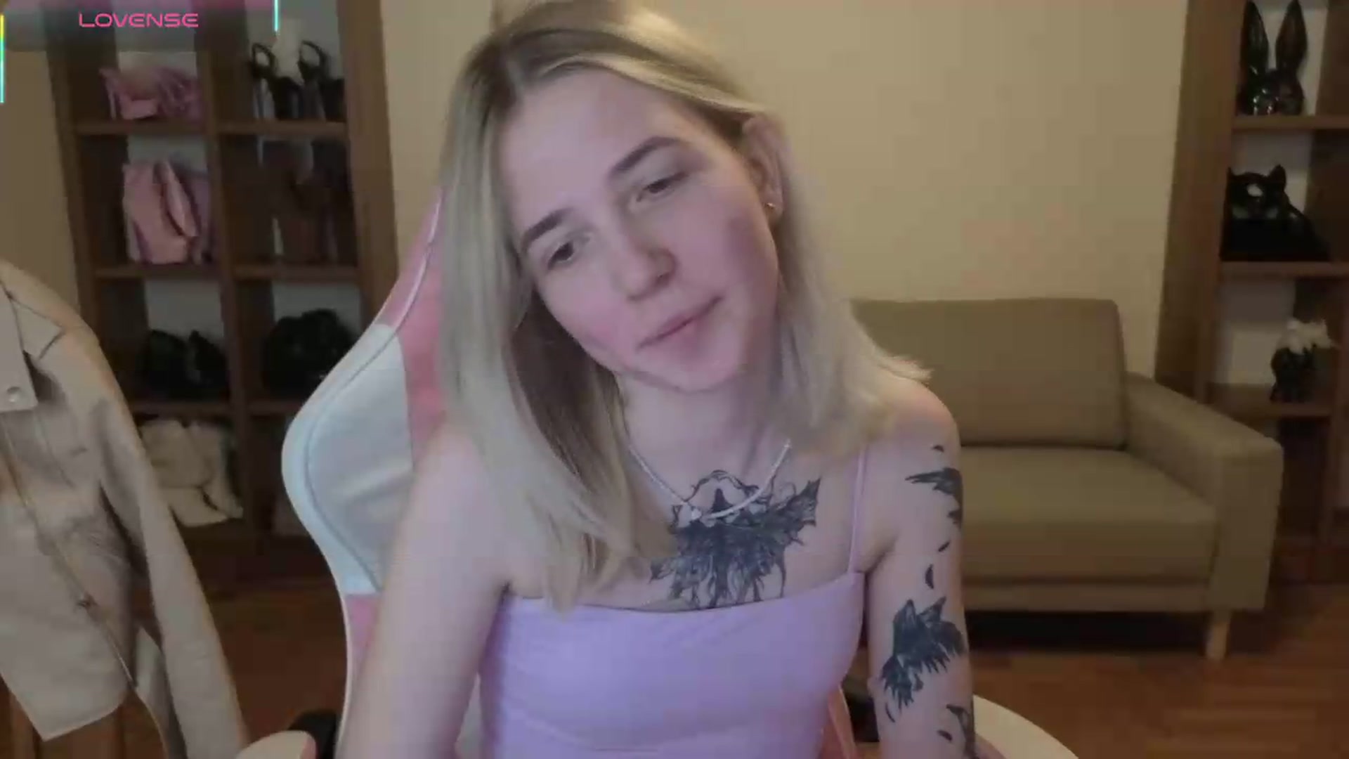 Gallery image thumbnail from Serphelia's myfreecams stream on, 05/19/2026, 22:33 image 11 of 20