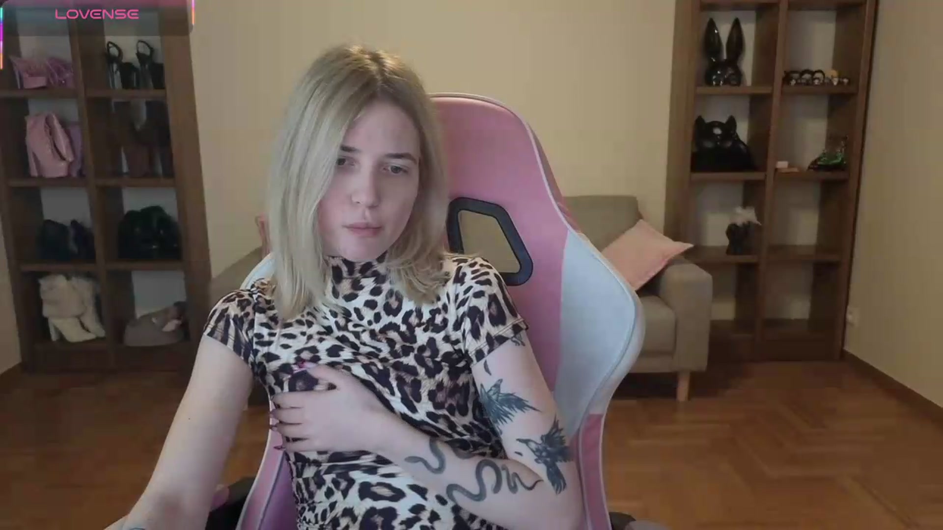 Gallery image thumbnail from Serphelia's myfreecams stream on, 05/20/2026, 18:07 image 14 of 20