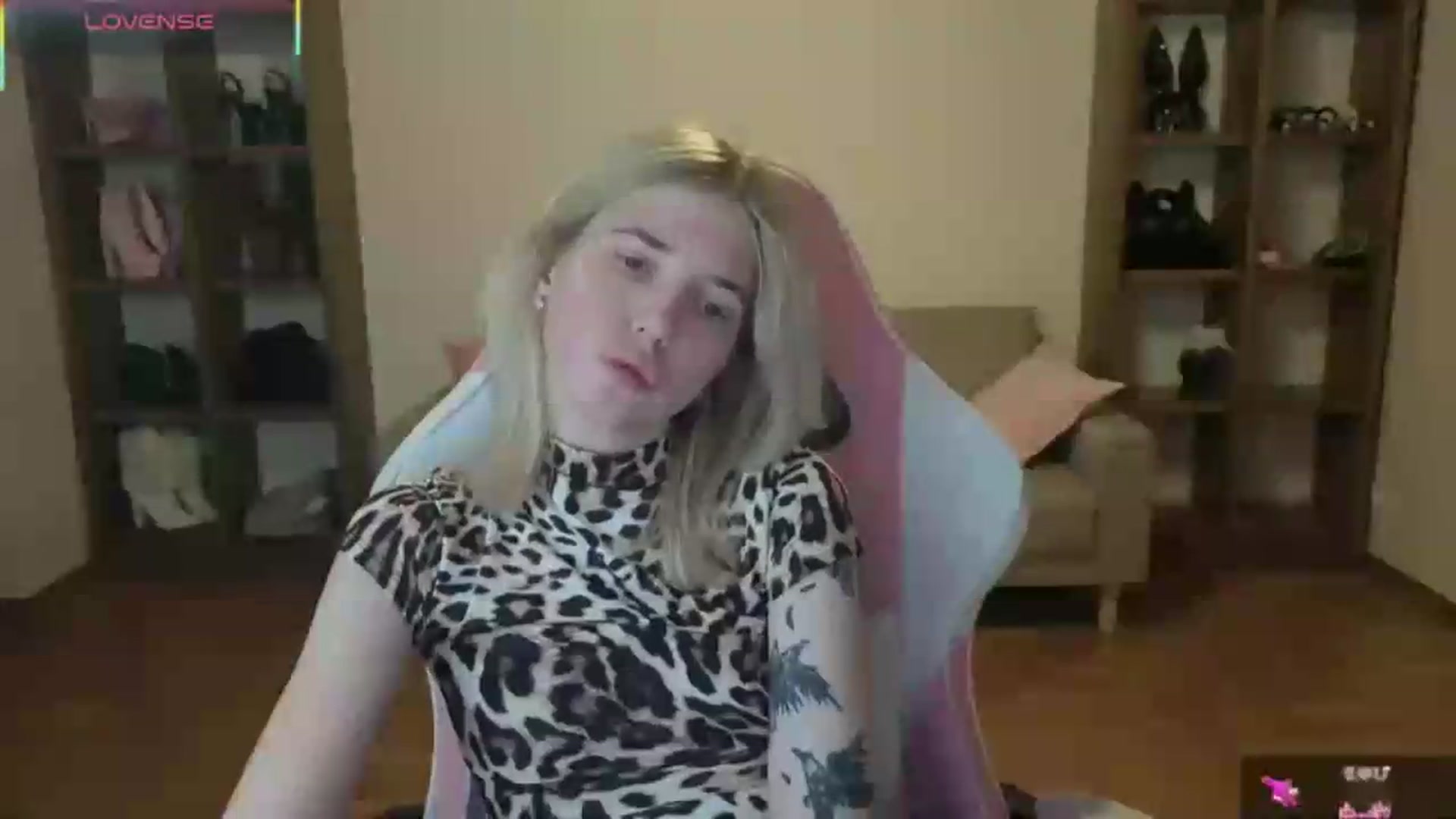 Gallery image thumbnail from Serphelia's myfreecams stream on, 05/20/2026, 19:09 image 11 of 20