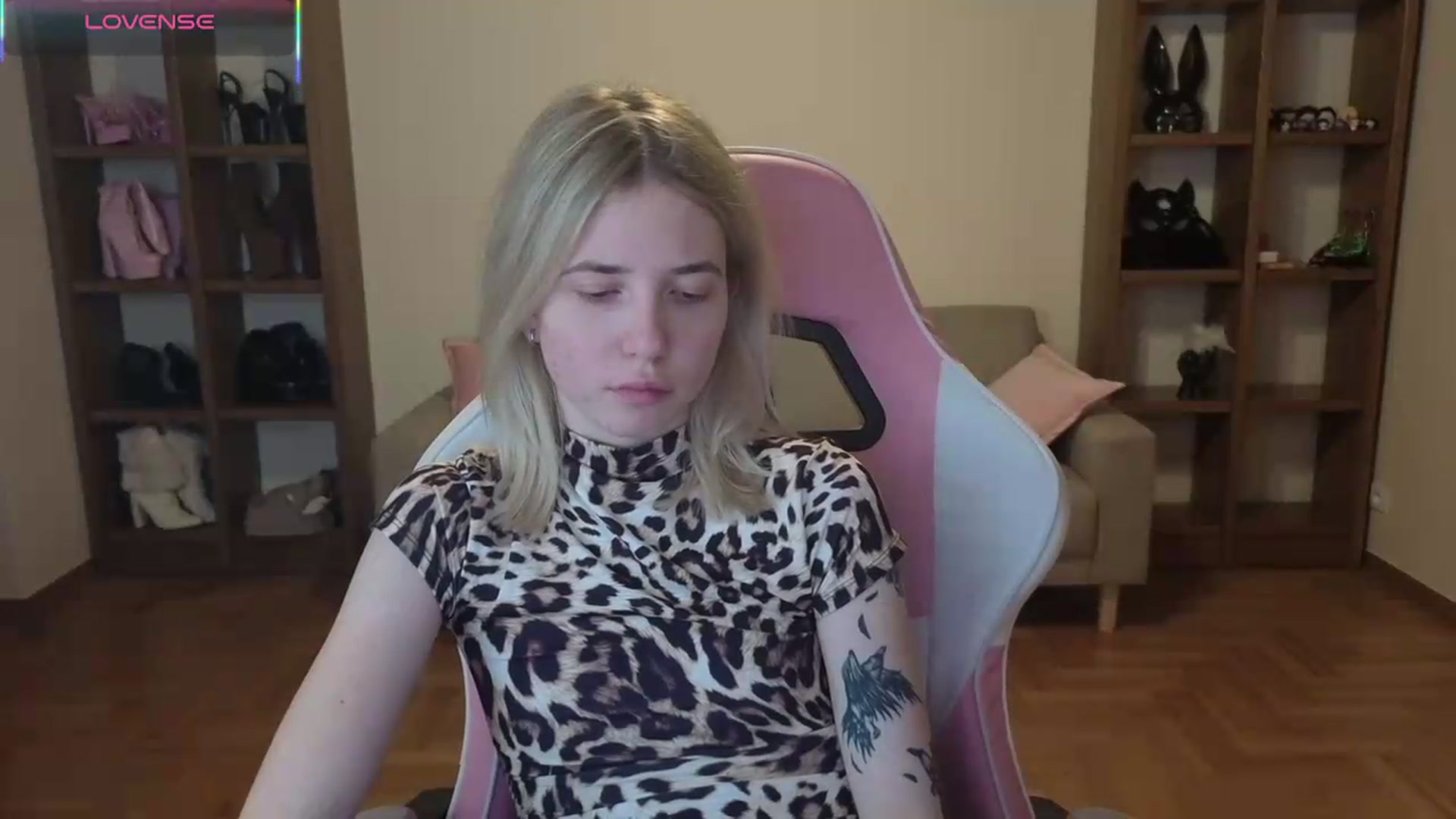 Gallery image thumbnail from Serphelia's myfreecams stream on, 05/20/2026, 19:09 image 10 of 20