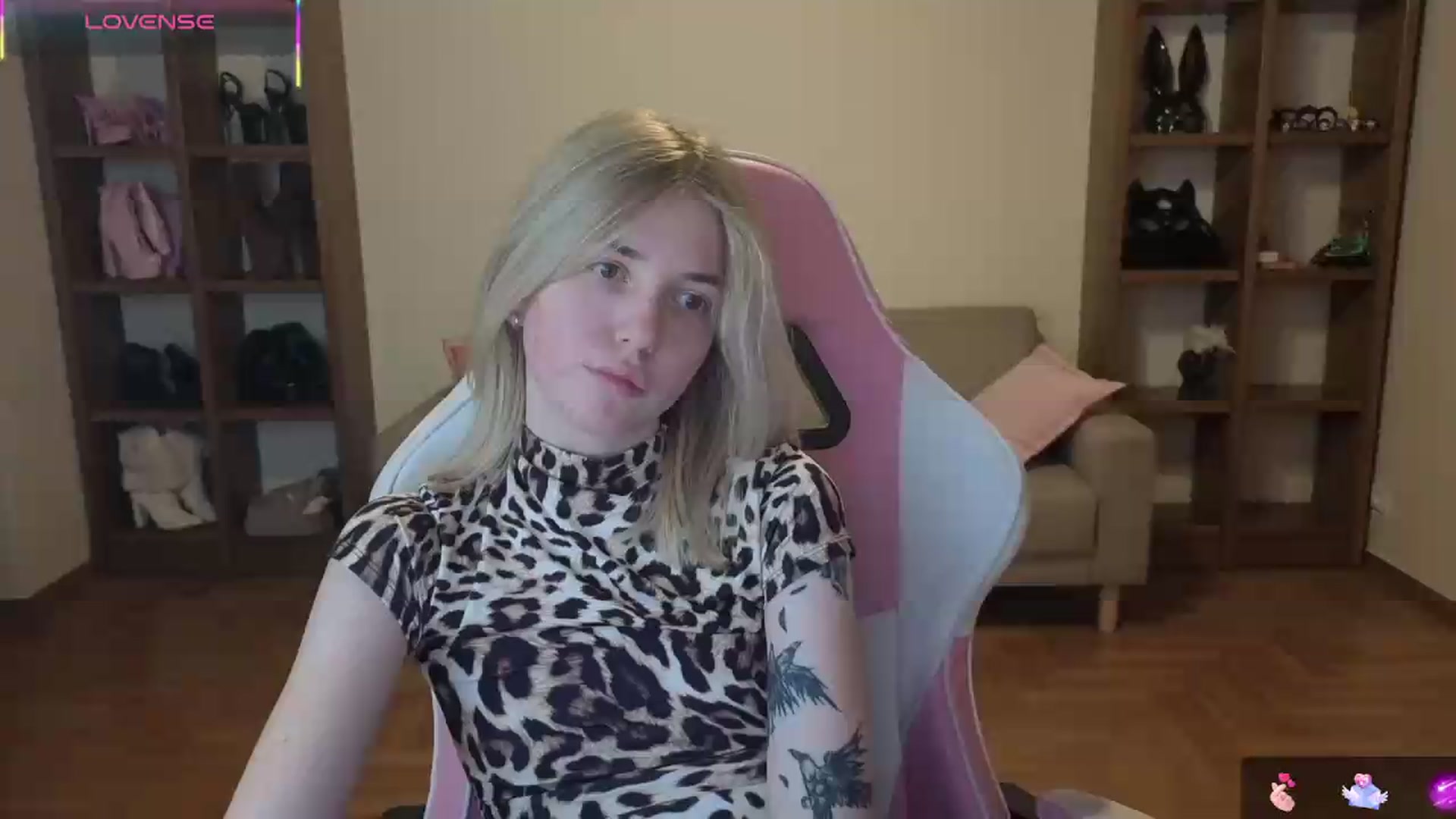 Gallery image thumbnail from Serphelia's myfreecams stream on, 05/20/2026, 19:09 image 12 of 20