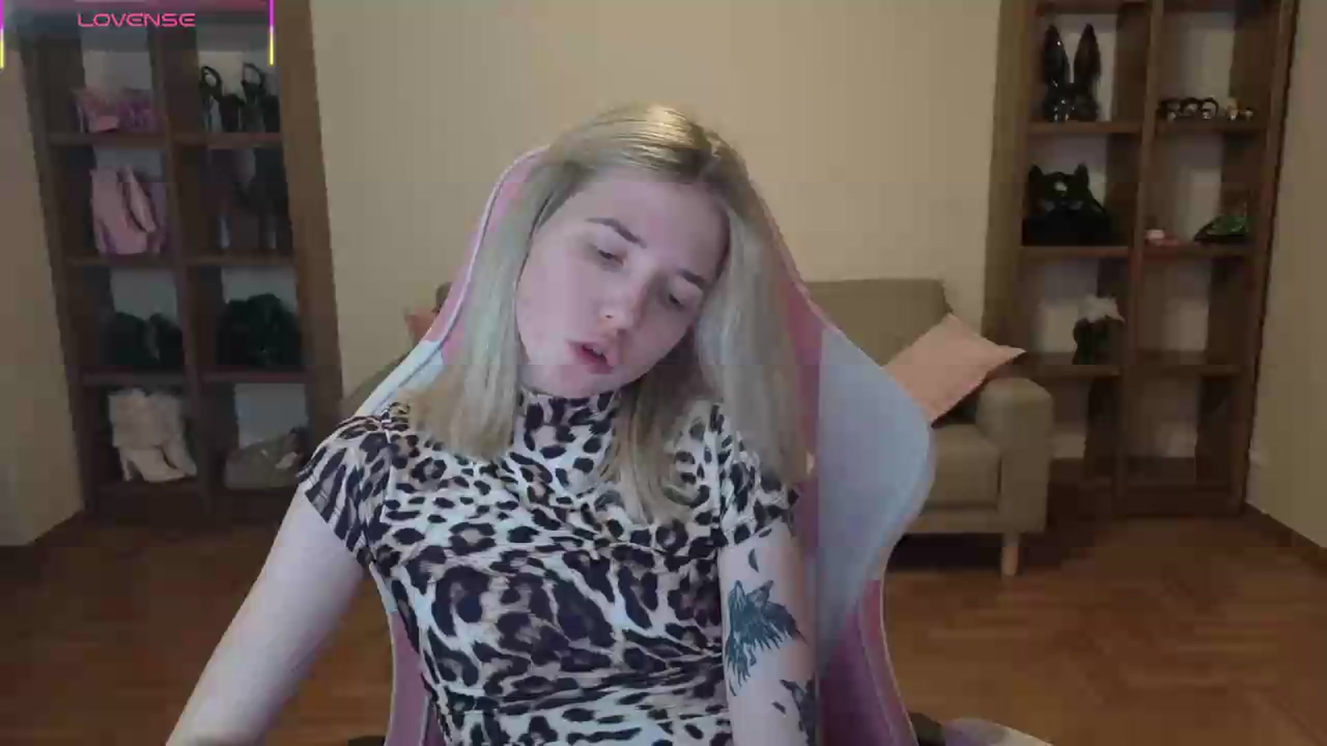 Gallery image thumbnail from Serphelia's myfreecams stream on, 05/20/2026, 19:09 image 2 of 20